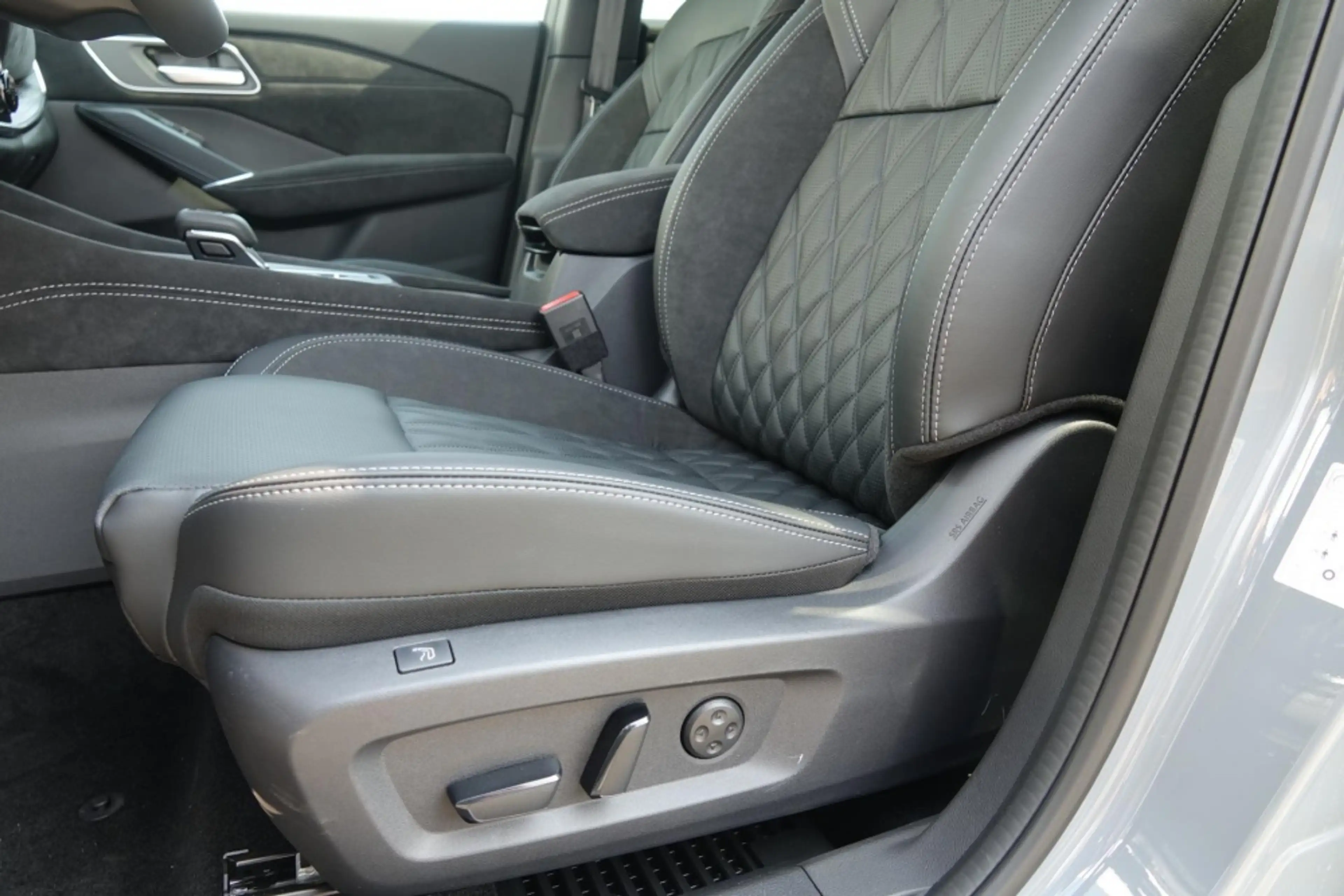 Nissan Qashqai TEKNA+ plus BOSE/Pano/HeadUp/Leder +AHK! — photo 10