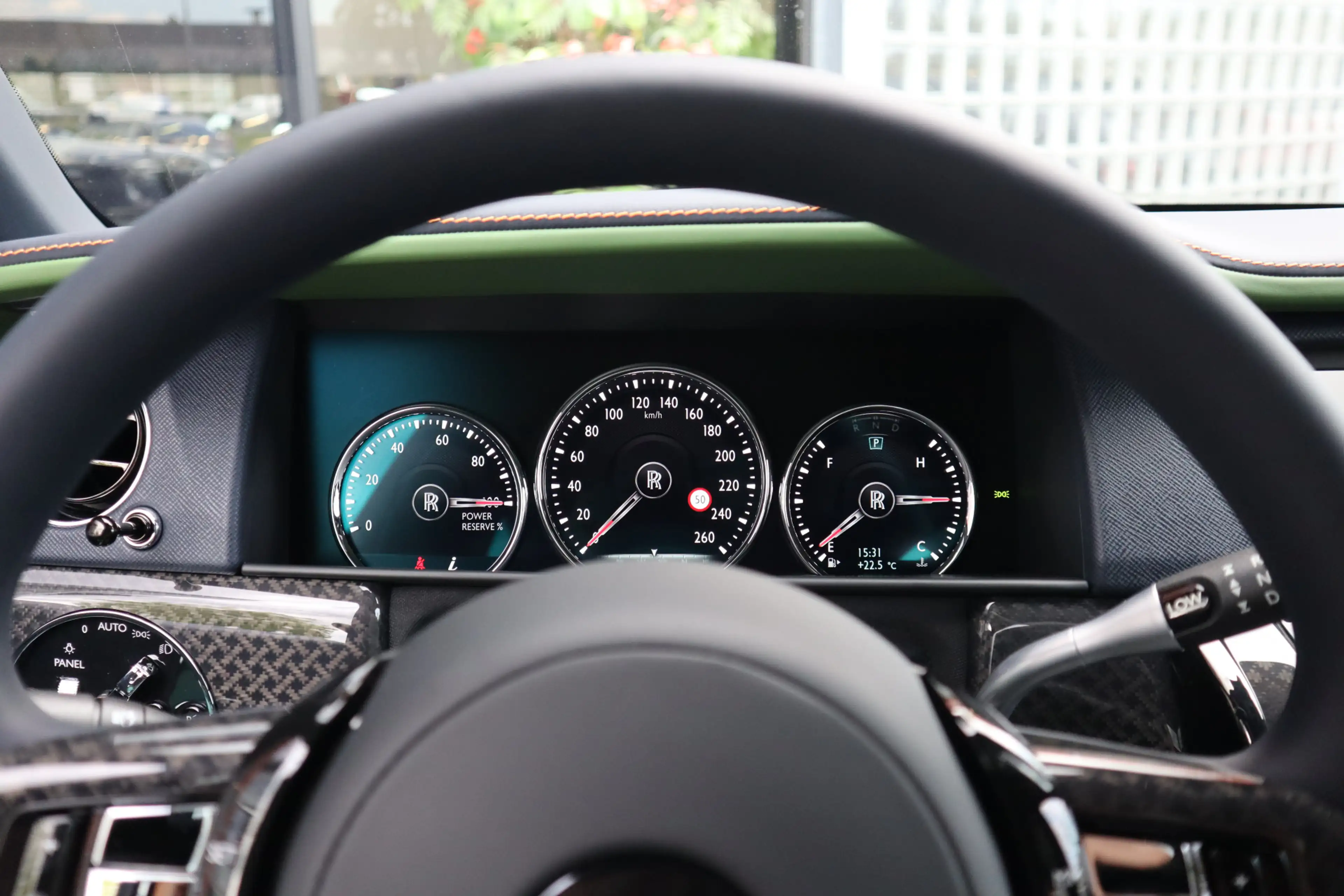 Rolls-Royce Cullinan BLACK BADGE 6.75 V12 Fu-Shion | Sterrenhemel, Besp — photo 32