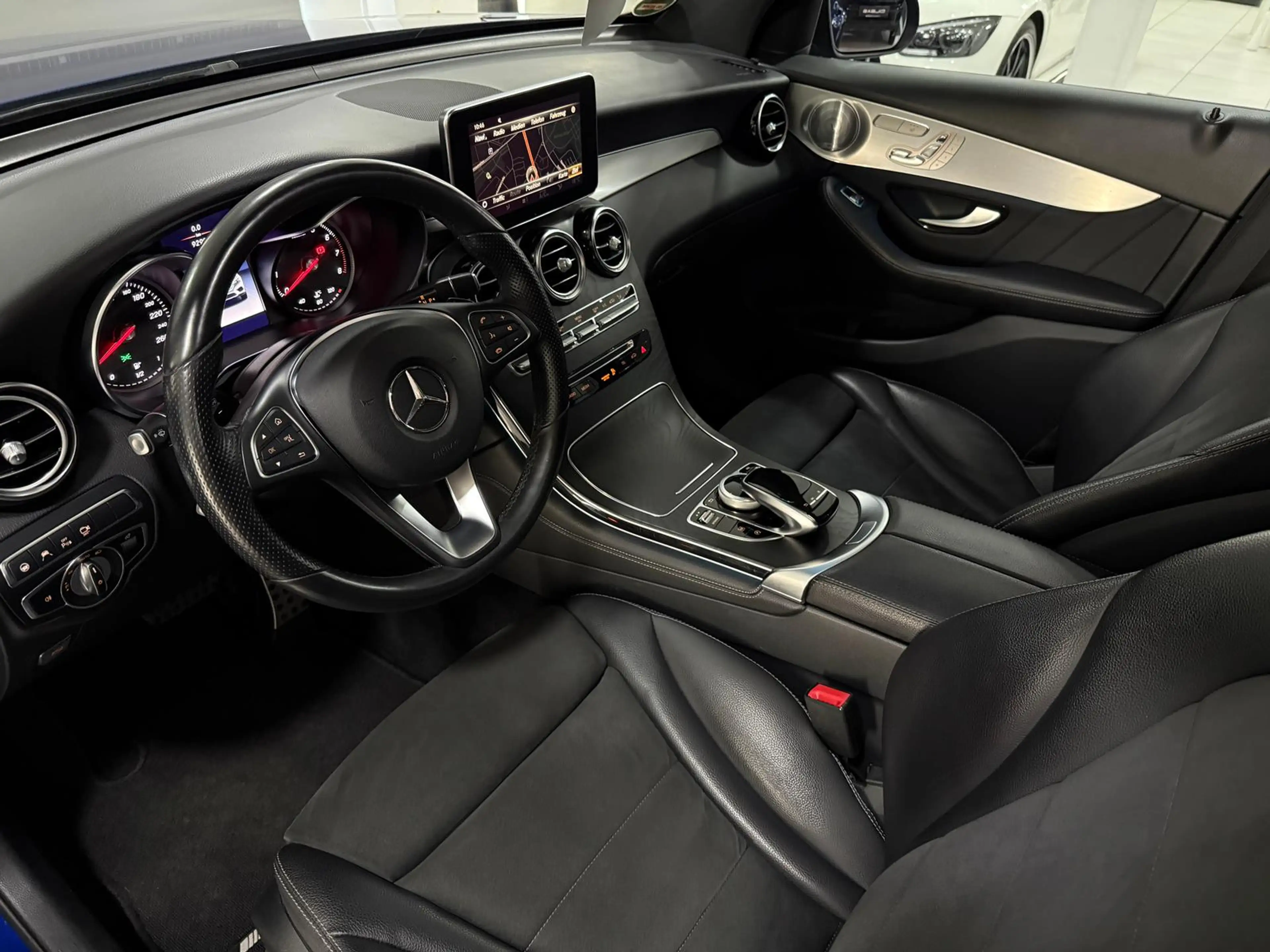 Mercedes-Benz GLC 250 4M 9G AMG INT*PANO*NIGHT*360*BURM*MEMORY — photo 14