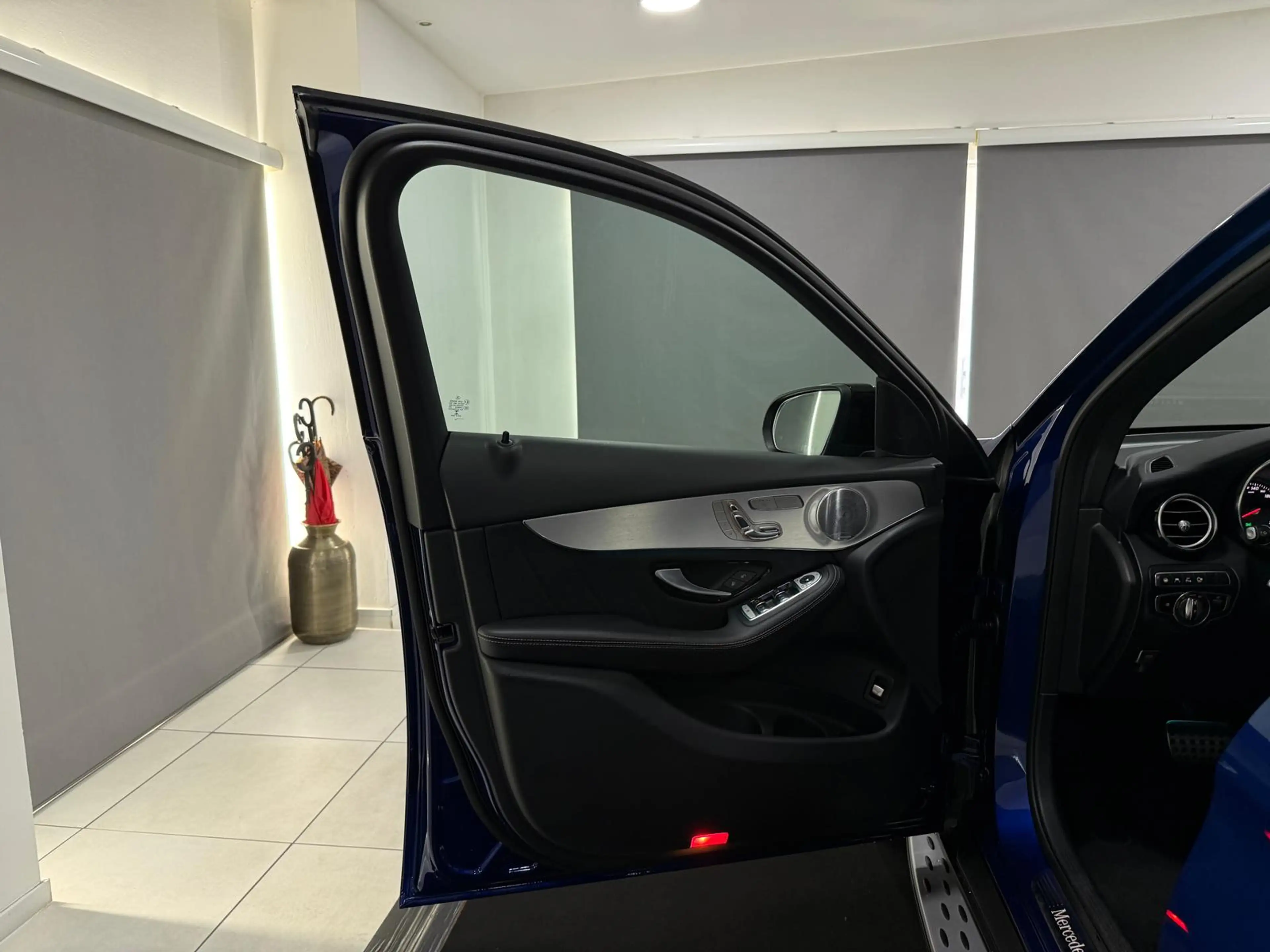 Mercedes-Benz GLC 250 4M 9G AMG INT*PANO*NIGHT*360*BURM*MEMORY — photo 11