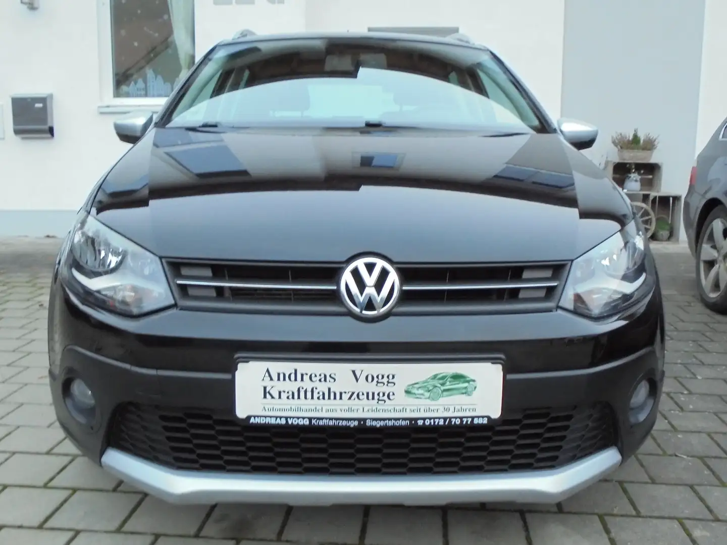 Volkswagen Polo Cross CrossPolo 1,2l Sitzheizung Klimaautom. 17 Zoll Alu crna - 2