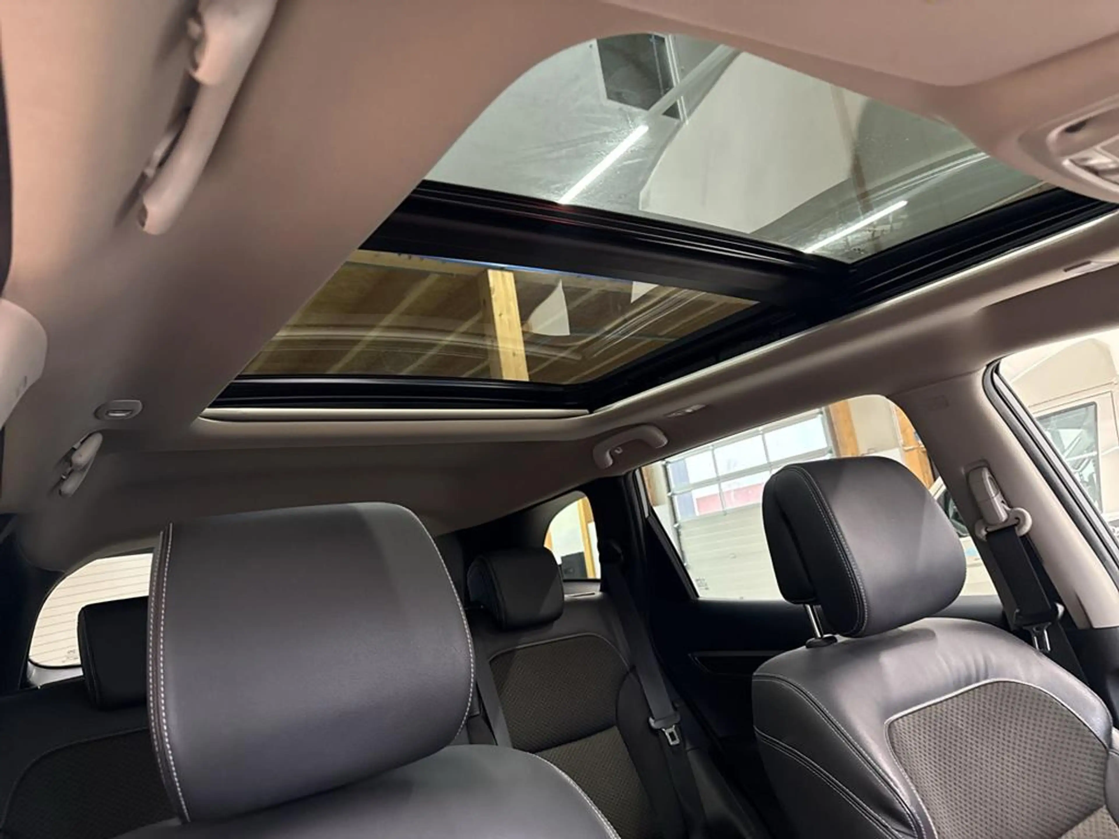 Renault Koleos TECHNO BLUE dCi 185 4WD CVT — photo 15