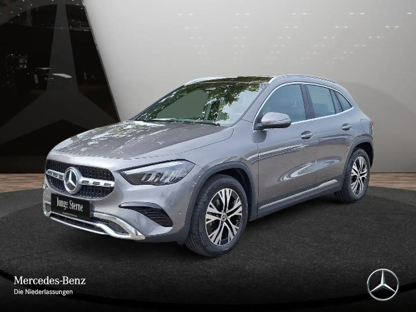 Mercedes-Benz GLA 200 PROGRESSIVE+PANO+AHK+LED+STHZG+KAMERA+7G Grau - 2