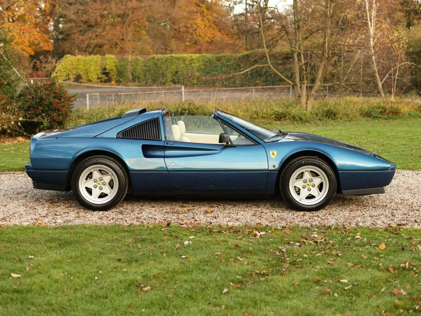 Ferrari 328 GTS Azul - 1