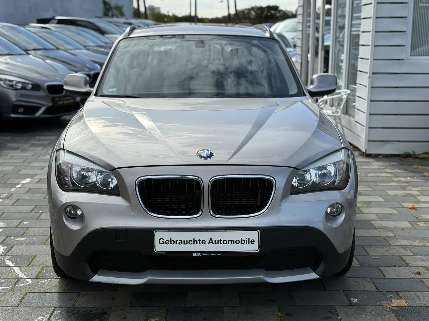 BMW X1 20 d xDrive Automatik Turboschaden !! Gris - 2