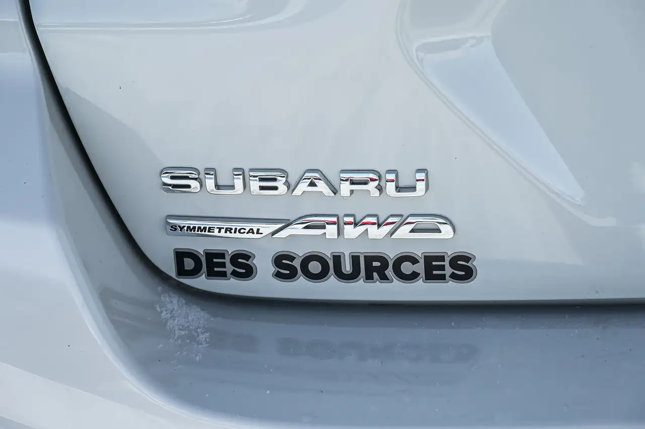 Subaru Impreza снимка Subaru Impreza