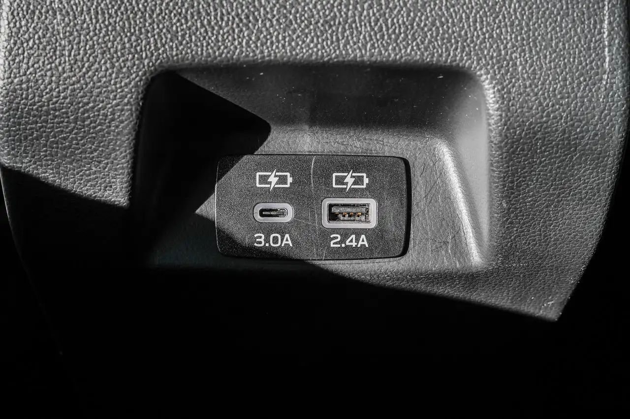 Subaru Impreza снимка Subaru Impreza
