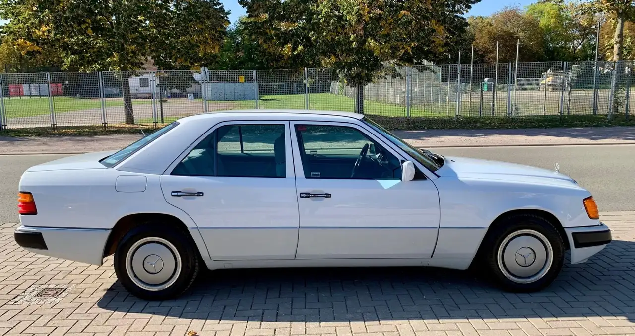 Mercedes-Benz E 230 W124, 1.HAND, Wertanlage !!! mit KLIMA,, foto 9