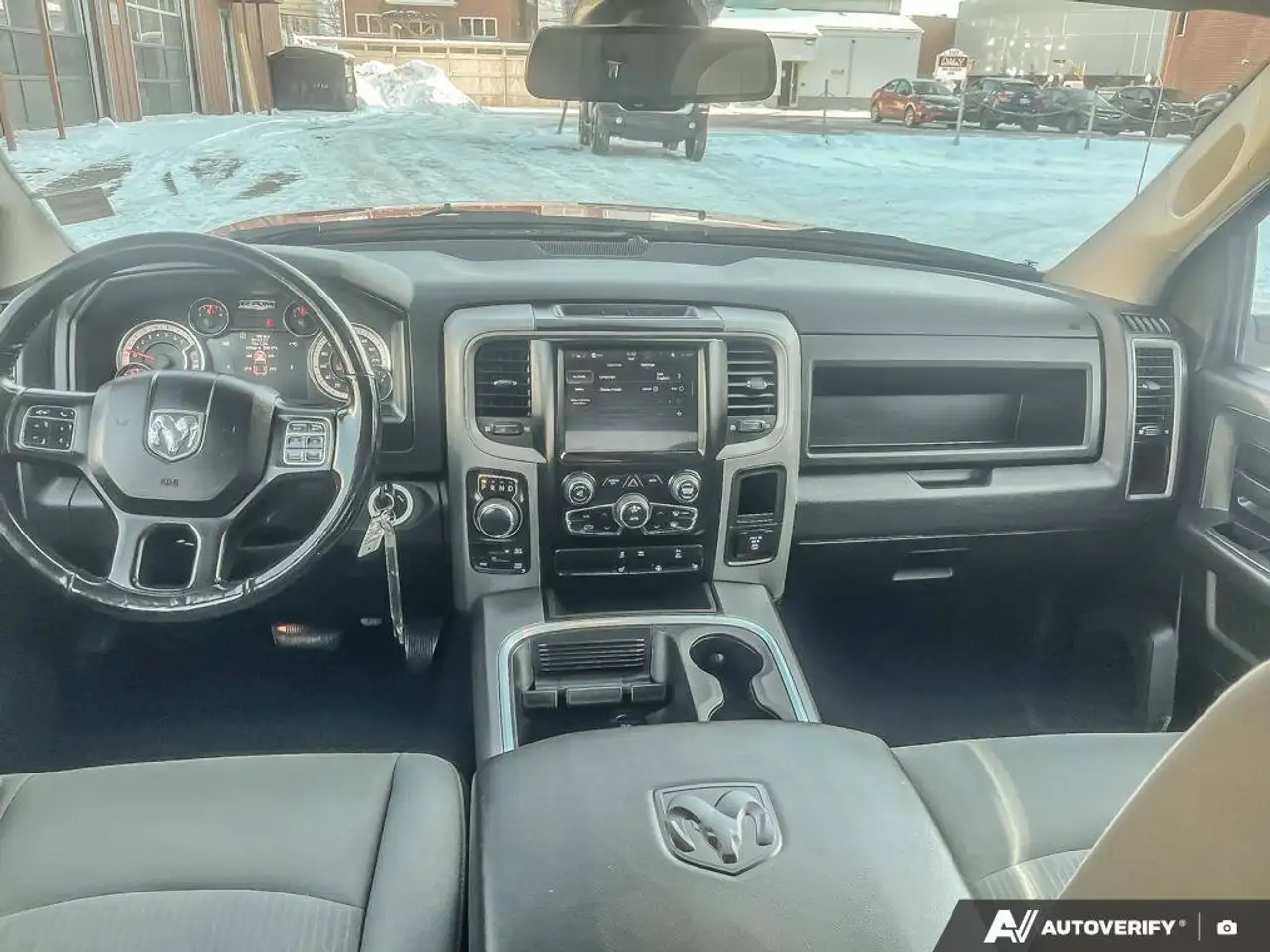RAM 1500 снимка RAM 1500
