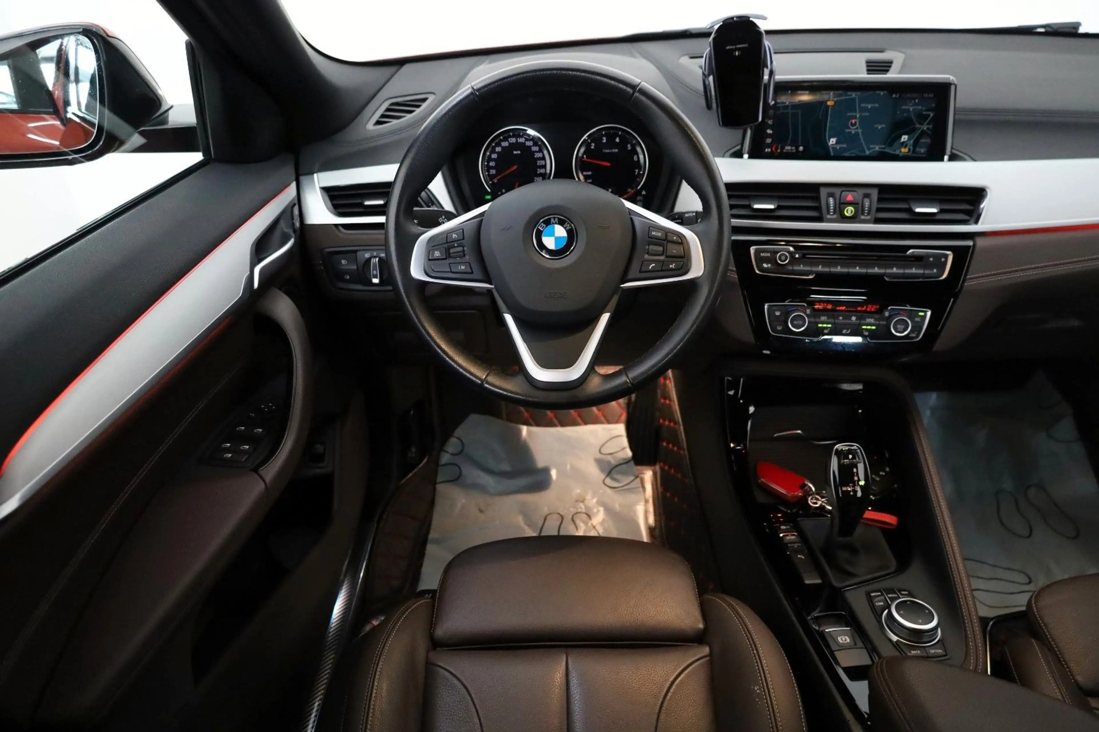 BMW X2 sDrive 20 i Advantage Plus,Navi,Kamera,AHK+WR — photo 10
