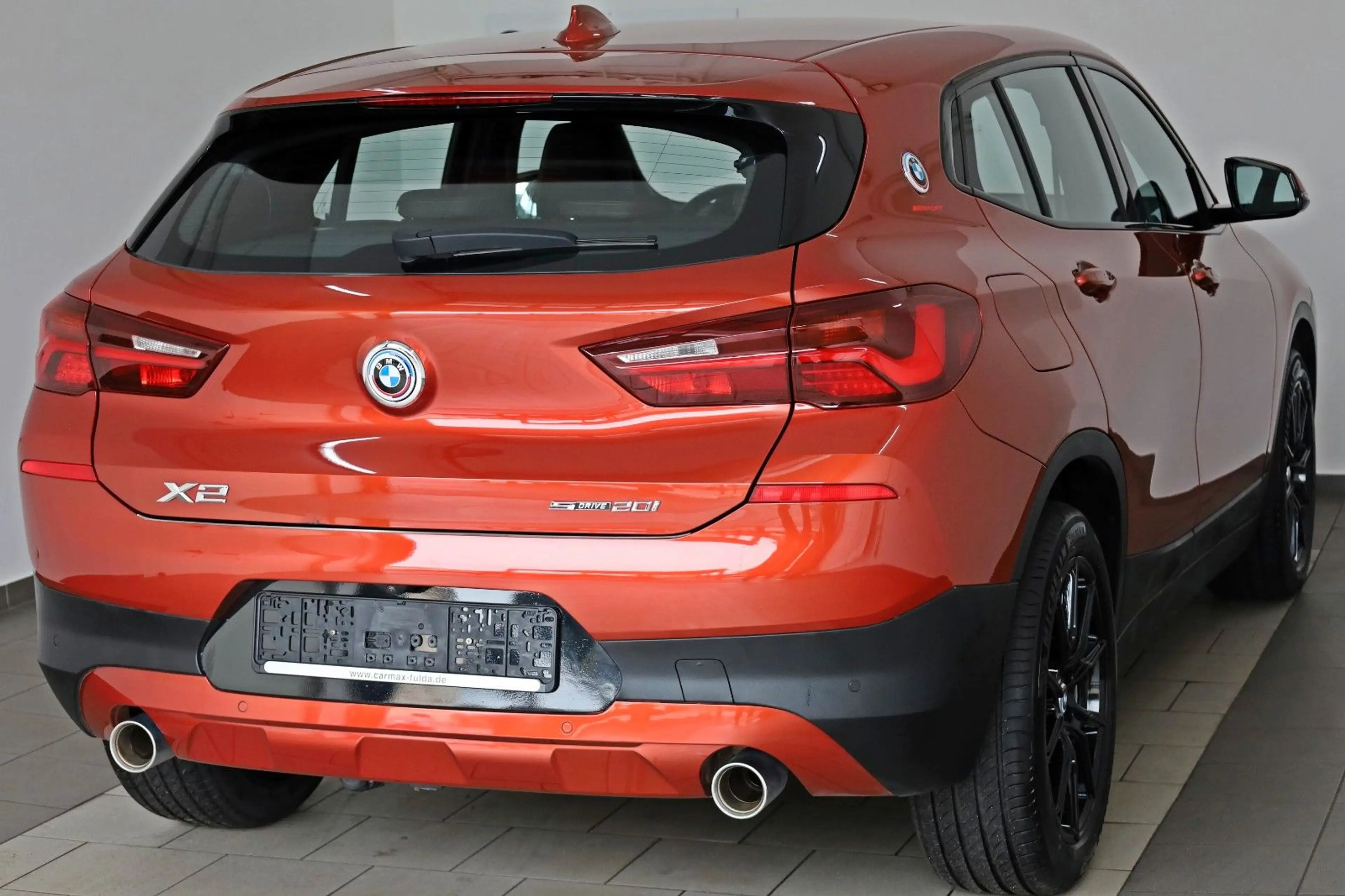 BMW X2 sDrive 20 i Advantage Plus,Navi,Kamera,AHK+WR — photo 2