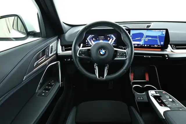 BMW X1 xDrive23i M Sport AktivS|h&k|HUD|ACC|Pano|AHK Ansicht 10