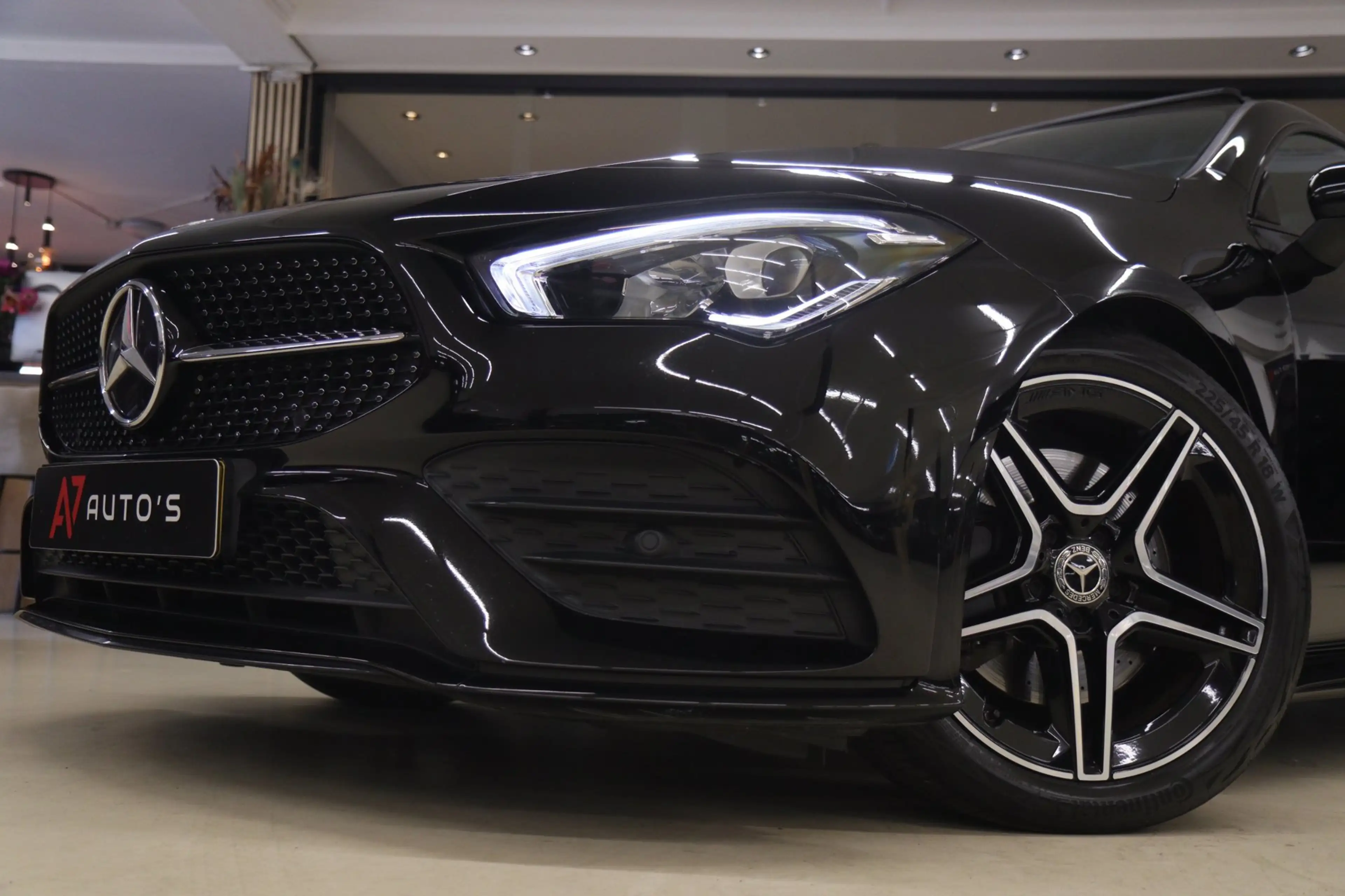 Mercedes-Benz CLA 200 Business Solution AMG PANO/CAM/KEYLESS/LANEASSIST/ — photo 10