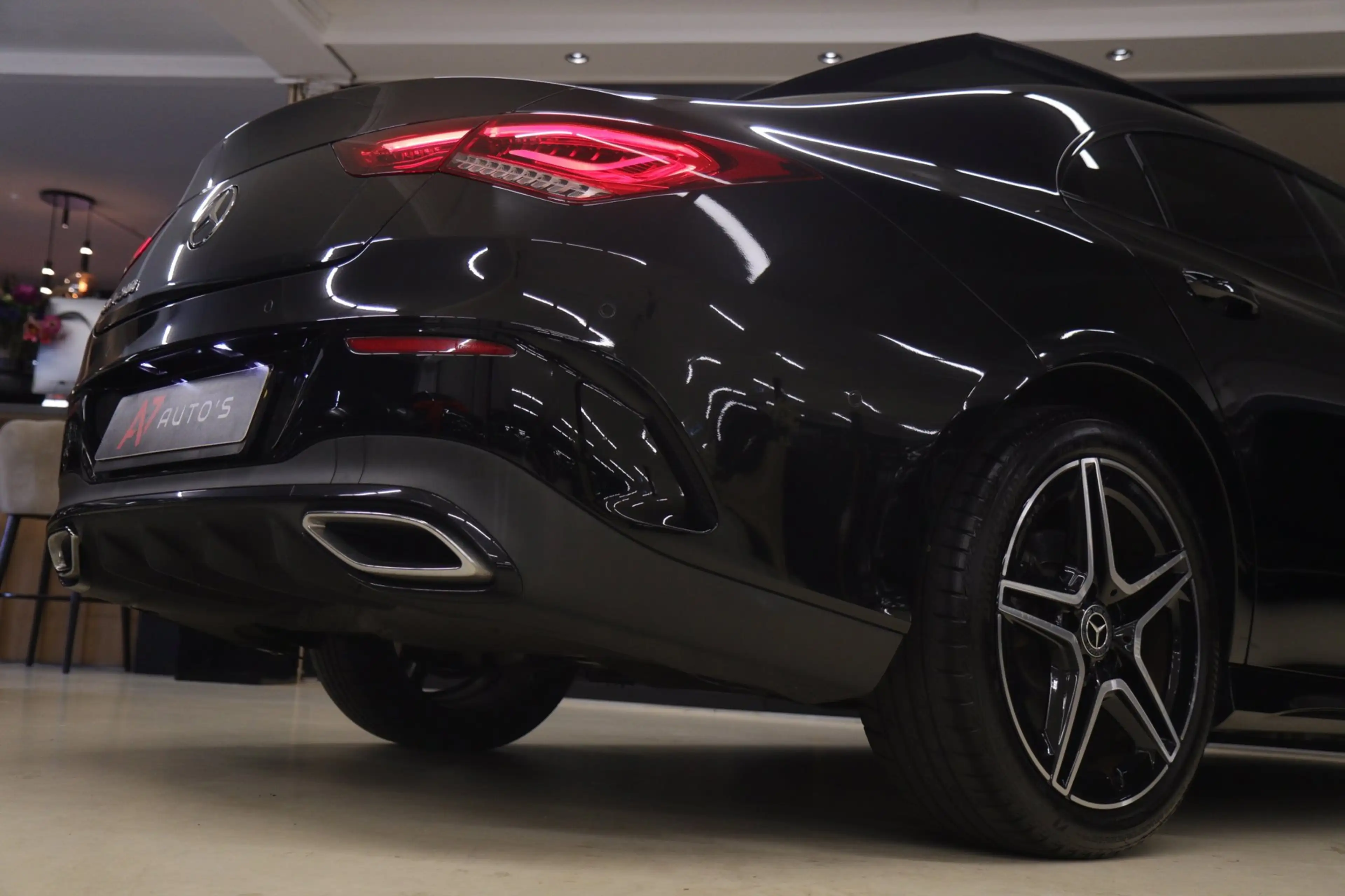 Mercedes-Benz CLA 200 Business Solution AMG PANO/CAM/KEYLESS/LANEASSIST/ — photo 11