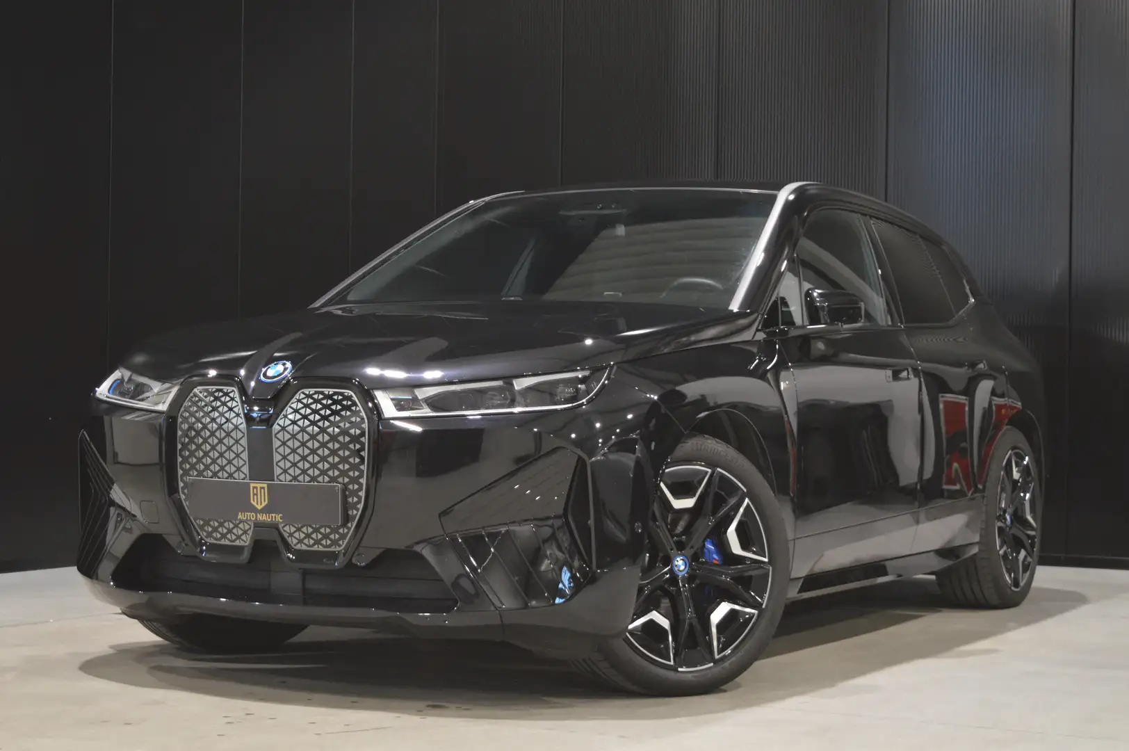 BMW iX M60 Full option - 1 HAND - 9.000 km - VAT Noir - 1