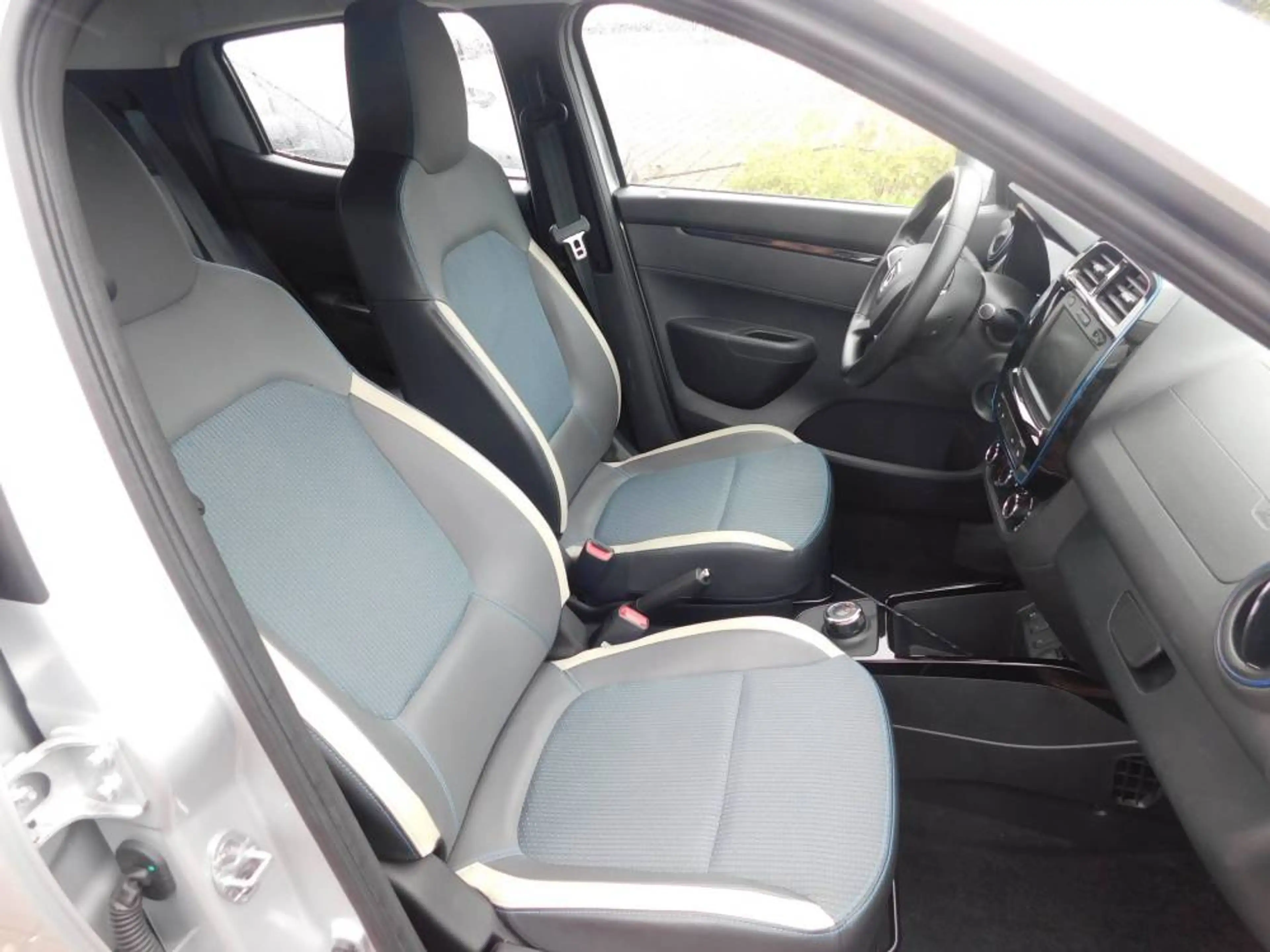 Dacia Spring Electric 26KWH Comfort — photo 13