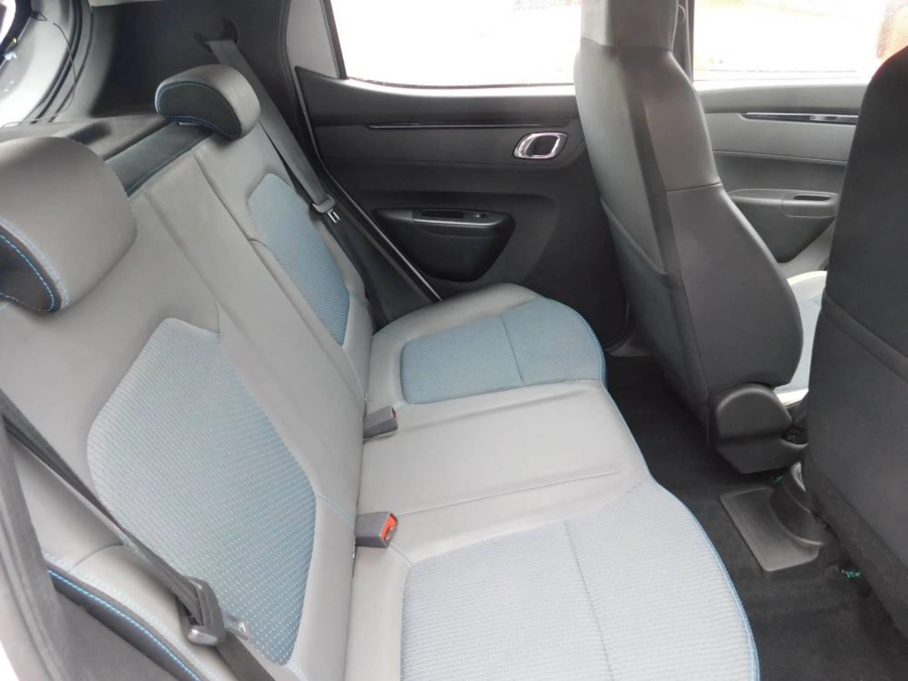 Dacia Spring Electric 26KWH Comfort — photo 11
