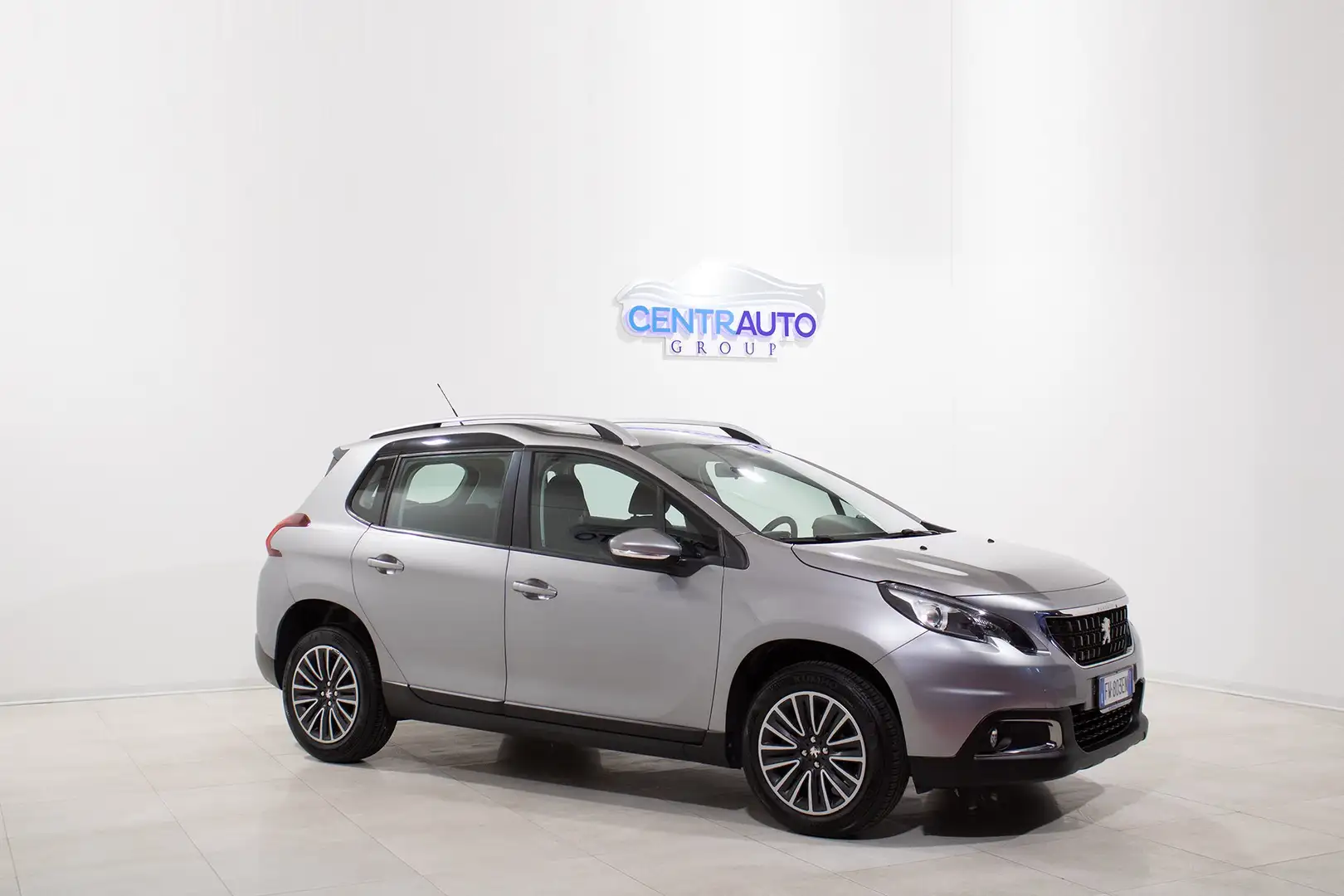 Peugeot 2008 BluHdi 100cv ACTIVE *NEO PATENTATI* Grigio - 2