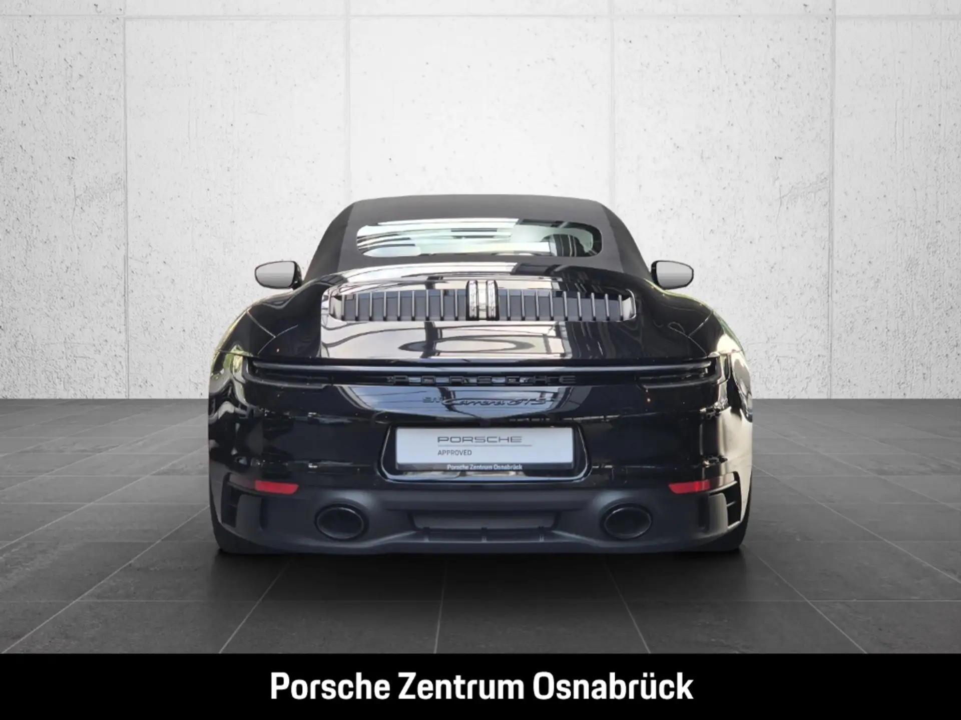 Porsche 911 911 Carrera GTS Cabriolet 2023 검정 사진 4