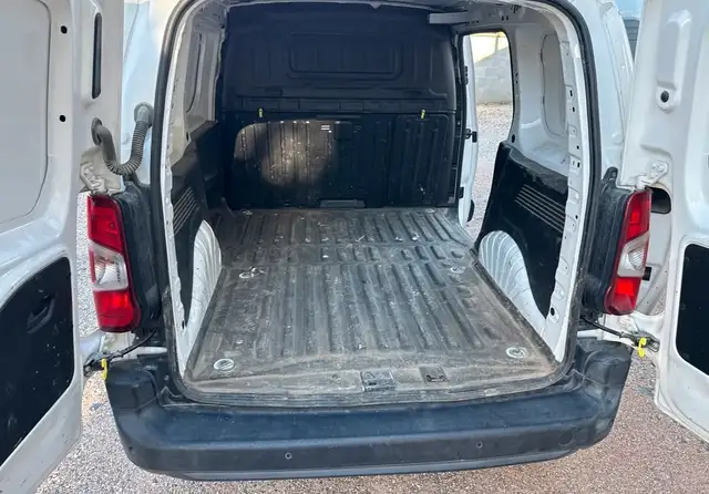 Citroen Berlingo view 3
