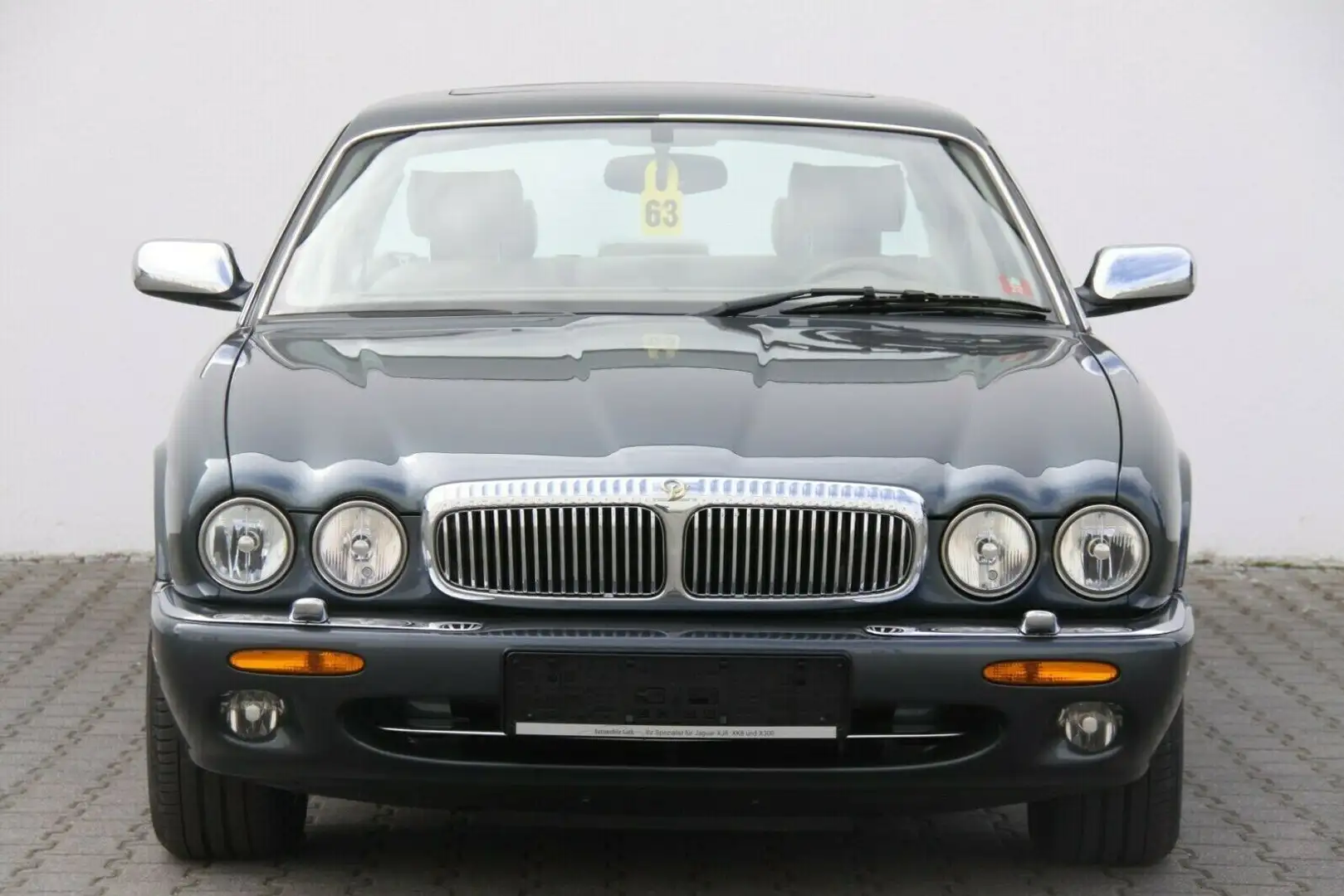 Jaguar Daimler V8 Langversion 2 Jahre Garantie Grau - 1