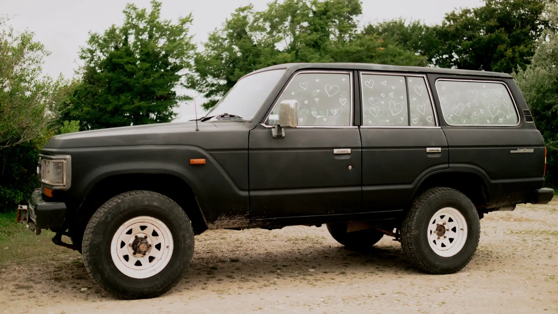 Toyota Land Cruiser Noir - 1