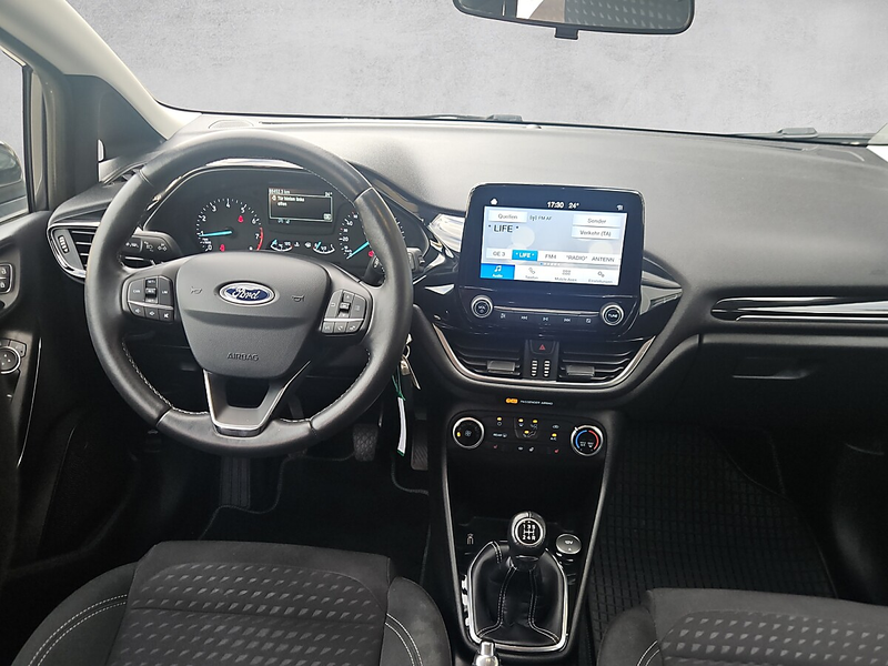 Ford Fiesta Titanium 1,1 Start/Stop — photo 9