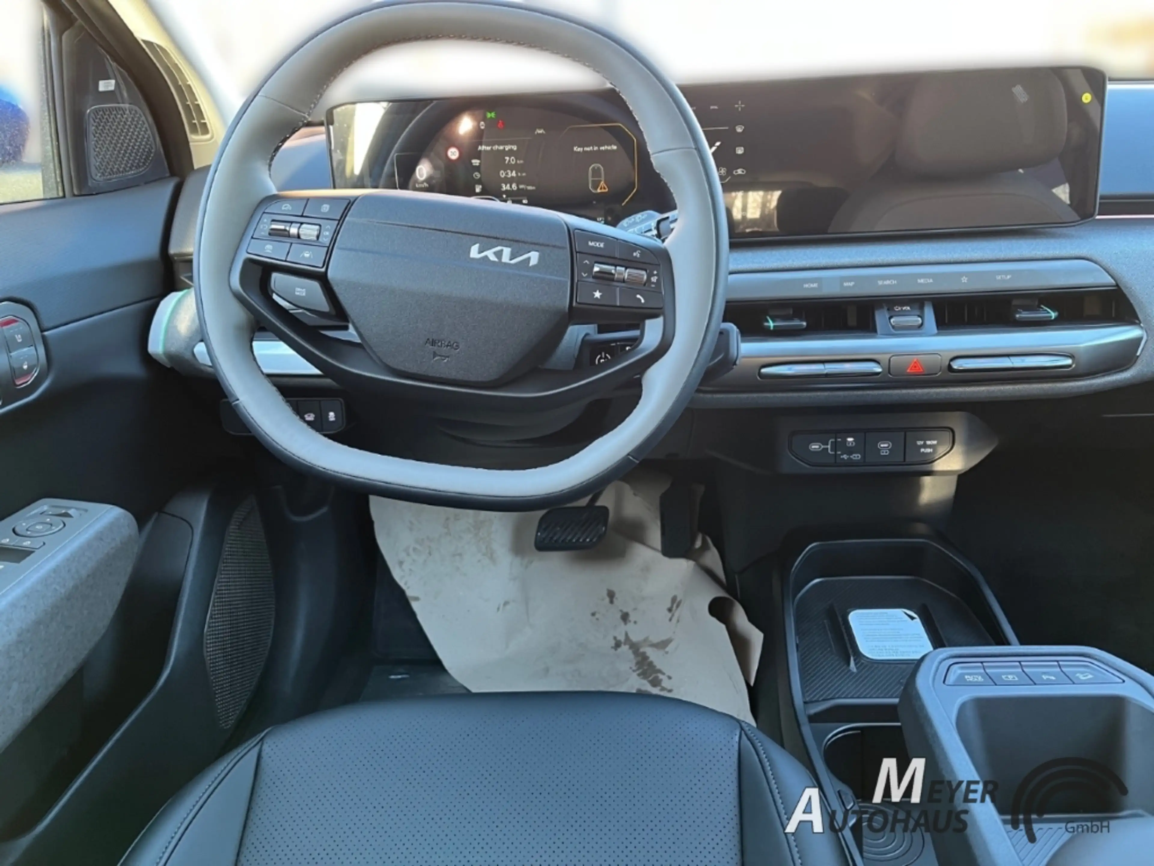 Kia EV4 150 kW Earth 81 FWD EARTH UP TE WIC DWP DE SD — photo 9