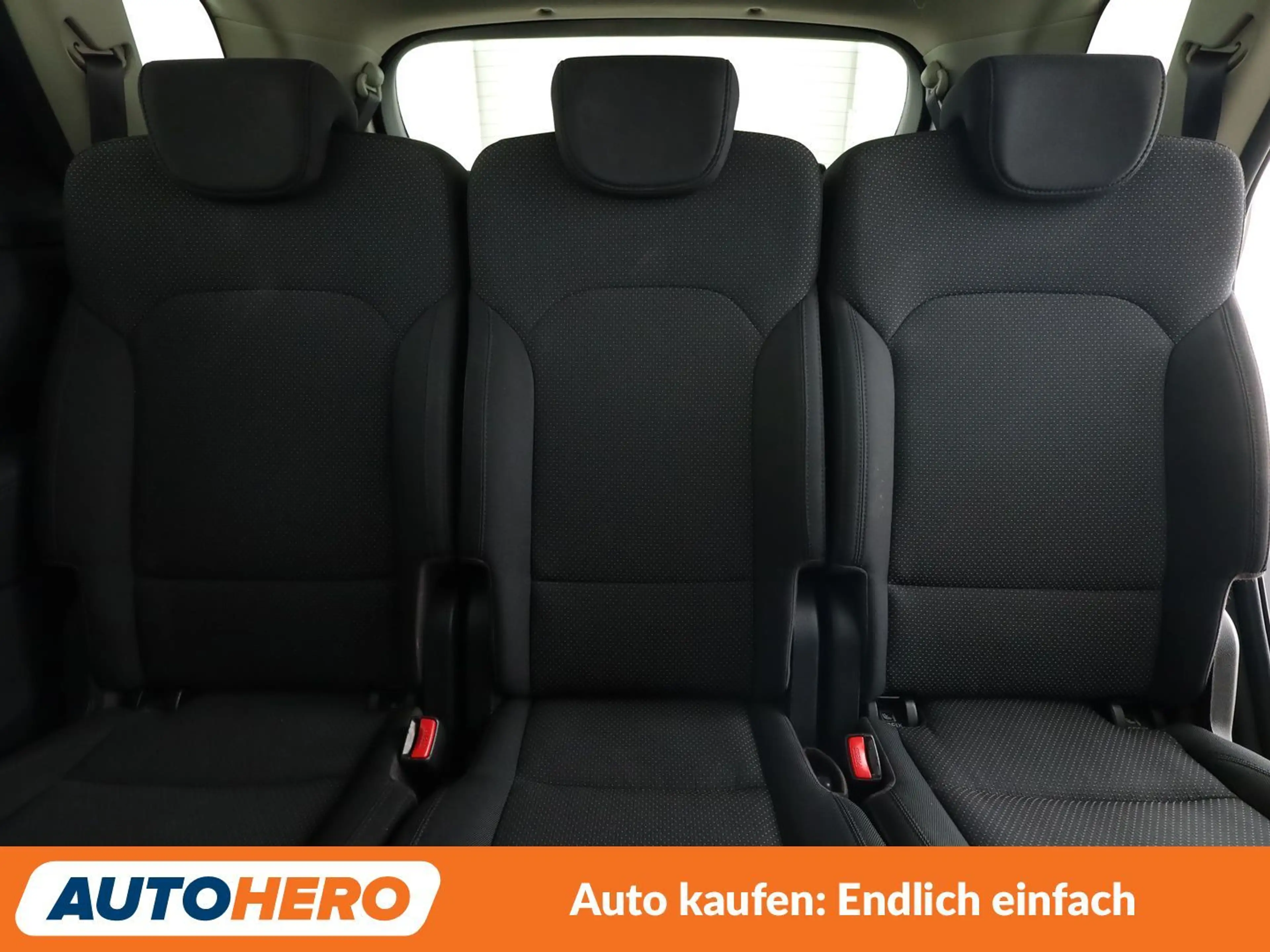 Kia Carens 1.6 GDI UEFA Euro 2016*NAVI*TEMPO*CAM*PDC*SHZ* — photo 15