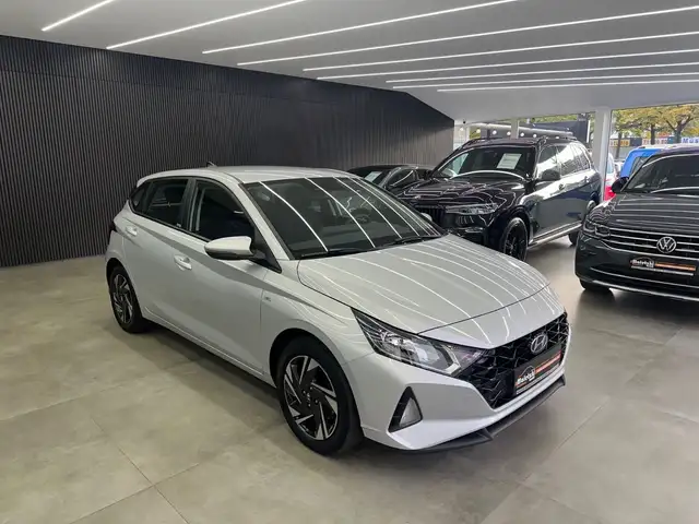 Hyundai i20 1.0 T-GDI Trend*Lenk.Hz*Kamera*ACC*