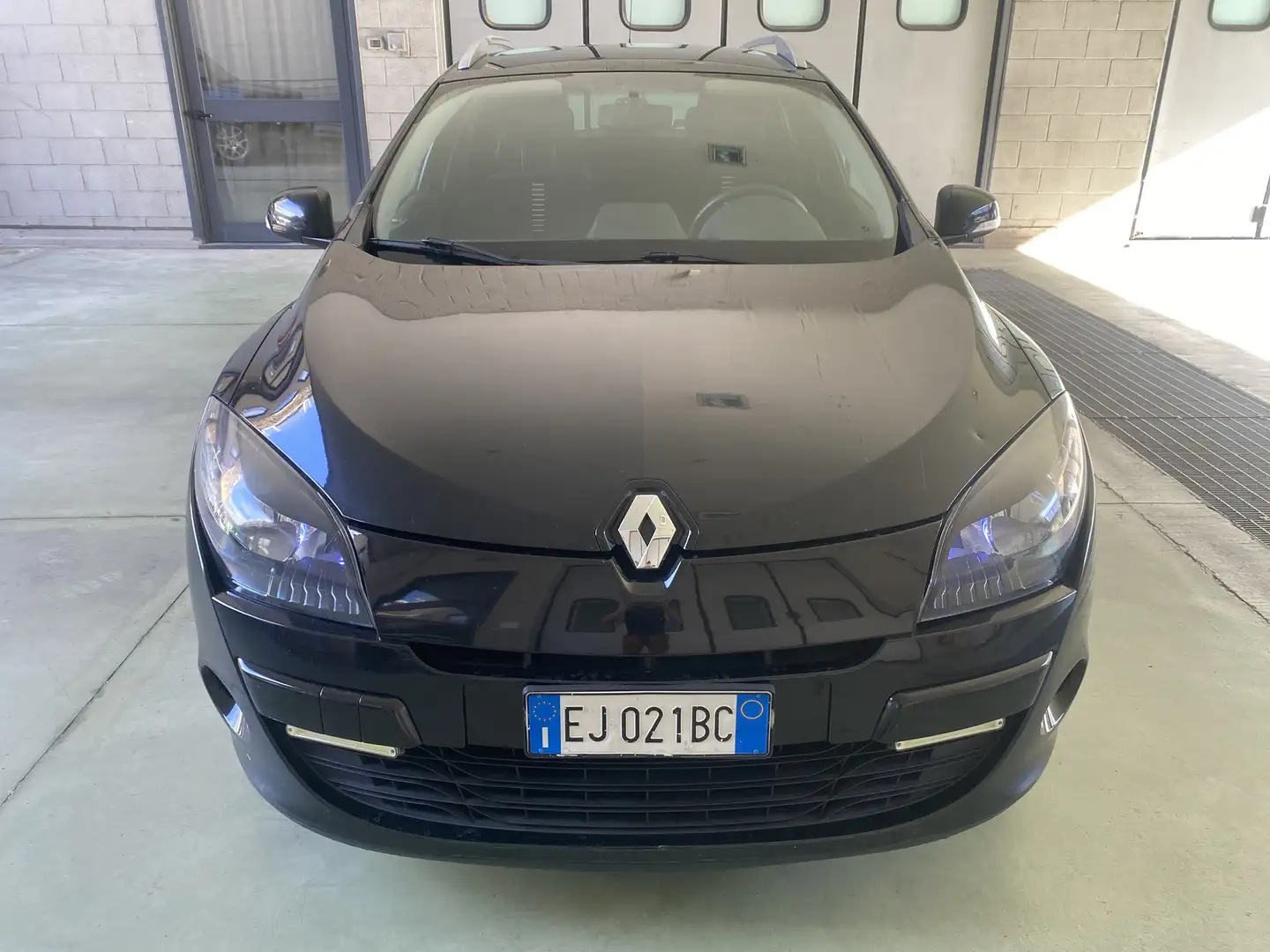 Renault Megane SporTour 1.5 dci Gt Line 110cv Schwarz - 1