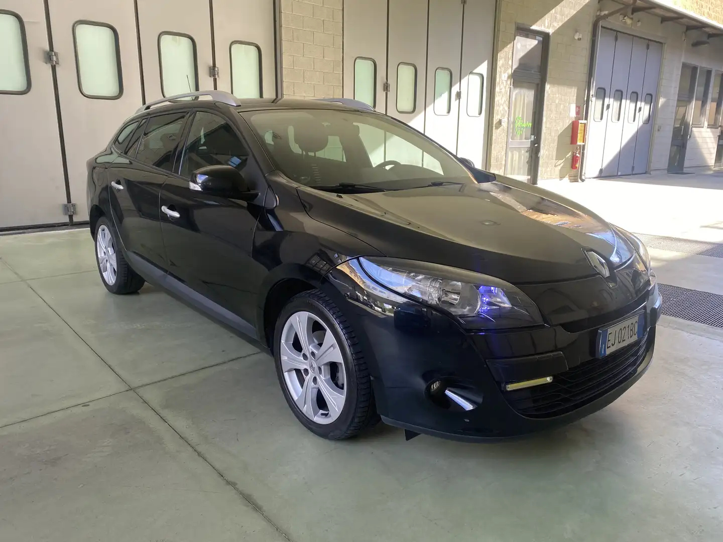 Renault Megane SporTour 1.5 dci Gt Line 110cv Schwarz - 2