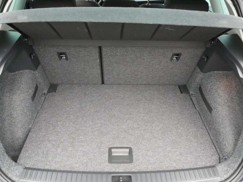 SEAT Arona Style KEYLESS PDC KAM ACC NAVI VIRT SHZ — photo 13