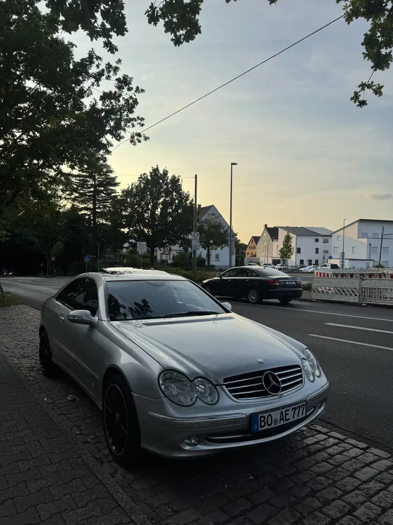 Mercedes-Benz CLK 200 CLK 200 Kompressor (209.342) Grau - 2