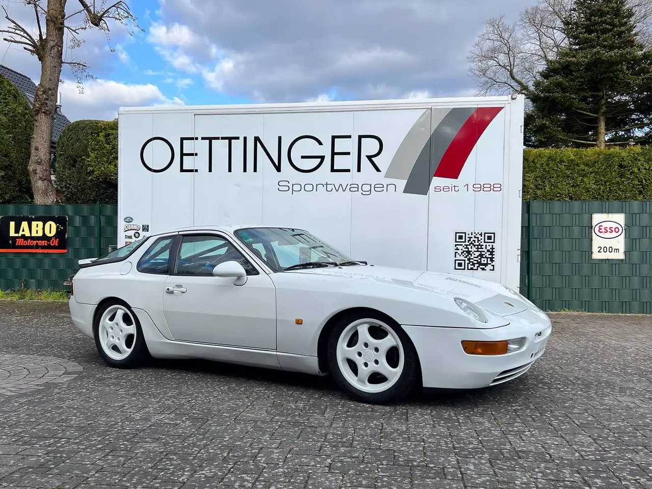 Porsche 968
