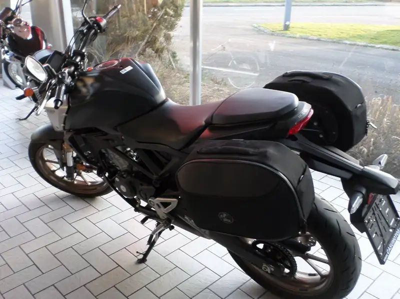 Honda CBR 125 - foto 4