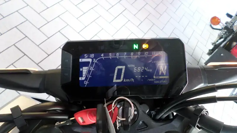 Honda CBR 125 - foto 6