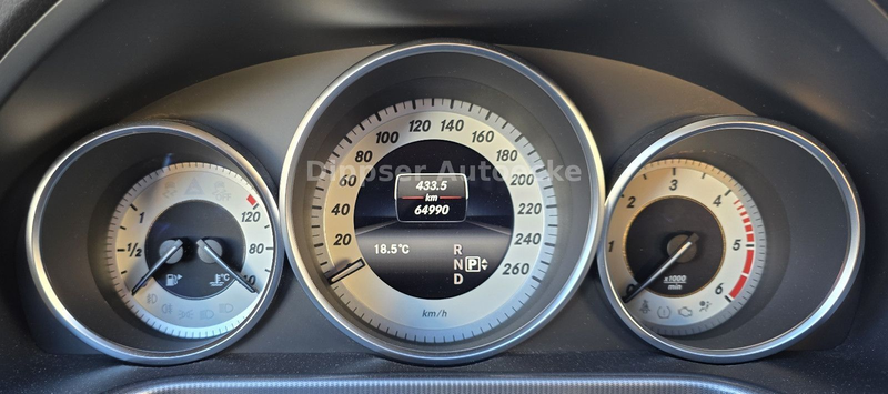 Mercedes-Benz E 350 _Limousine_4Matic_Climatr_Sitzh_8 fach... — photo 12