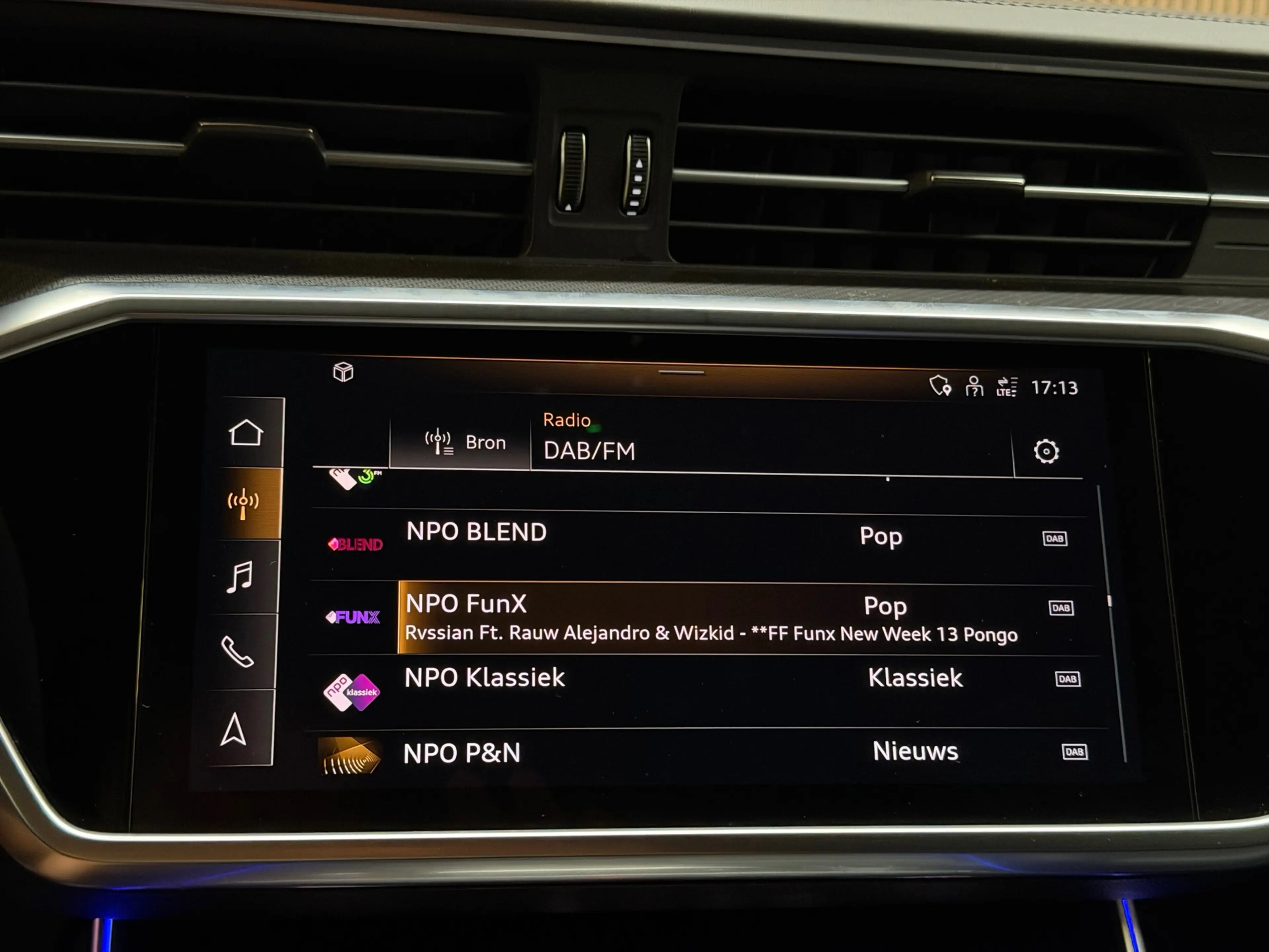 Audi RS6 A6 Avant TFSI quattro 2020 KERAMISCH PANO B&O CARB — photo 28