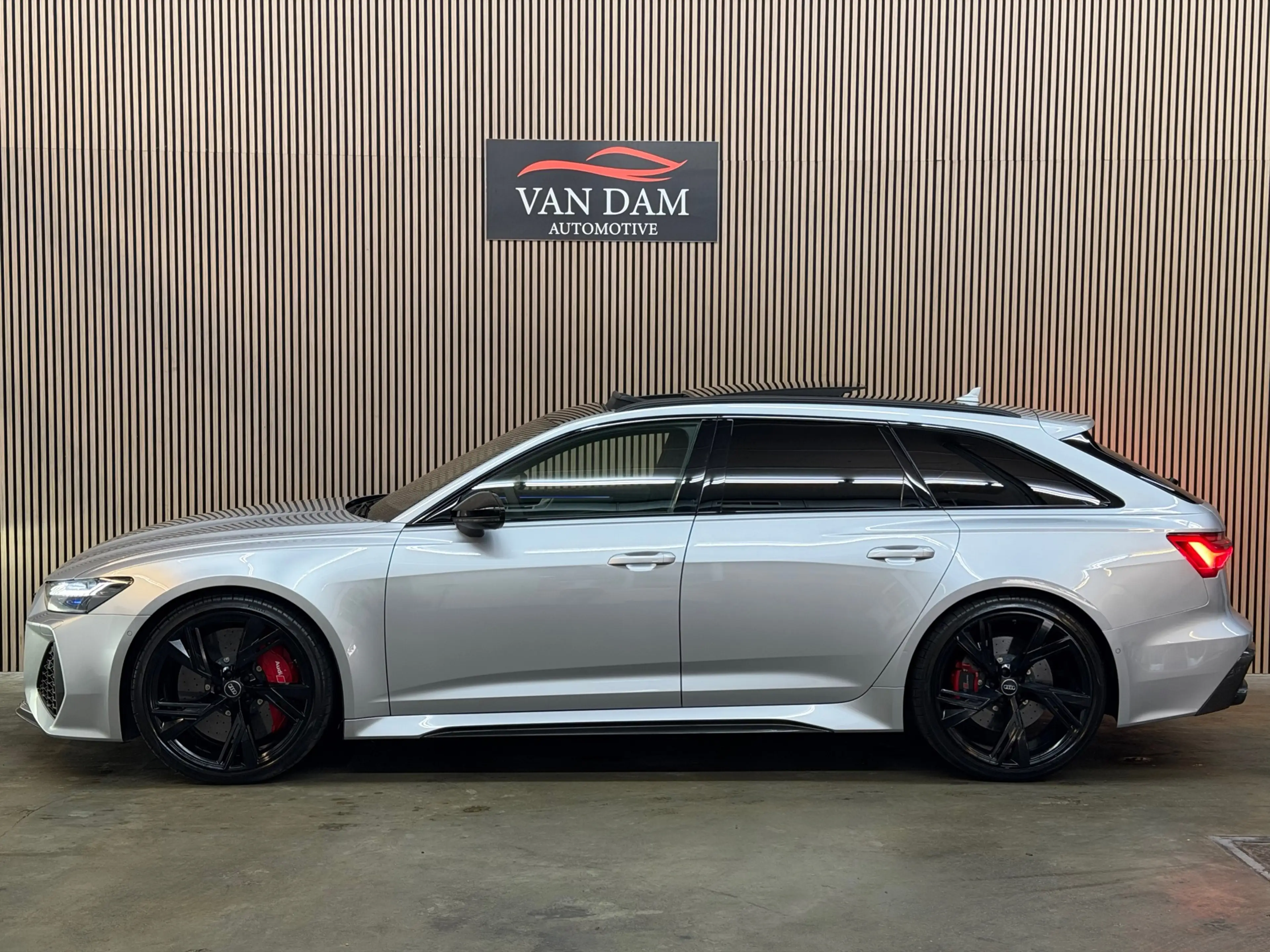 Audi RS6 A6 Avant TFSI quattro 2020 KERAMISCH PANO B&O CARB — photo 5