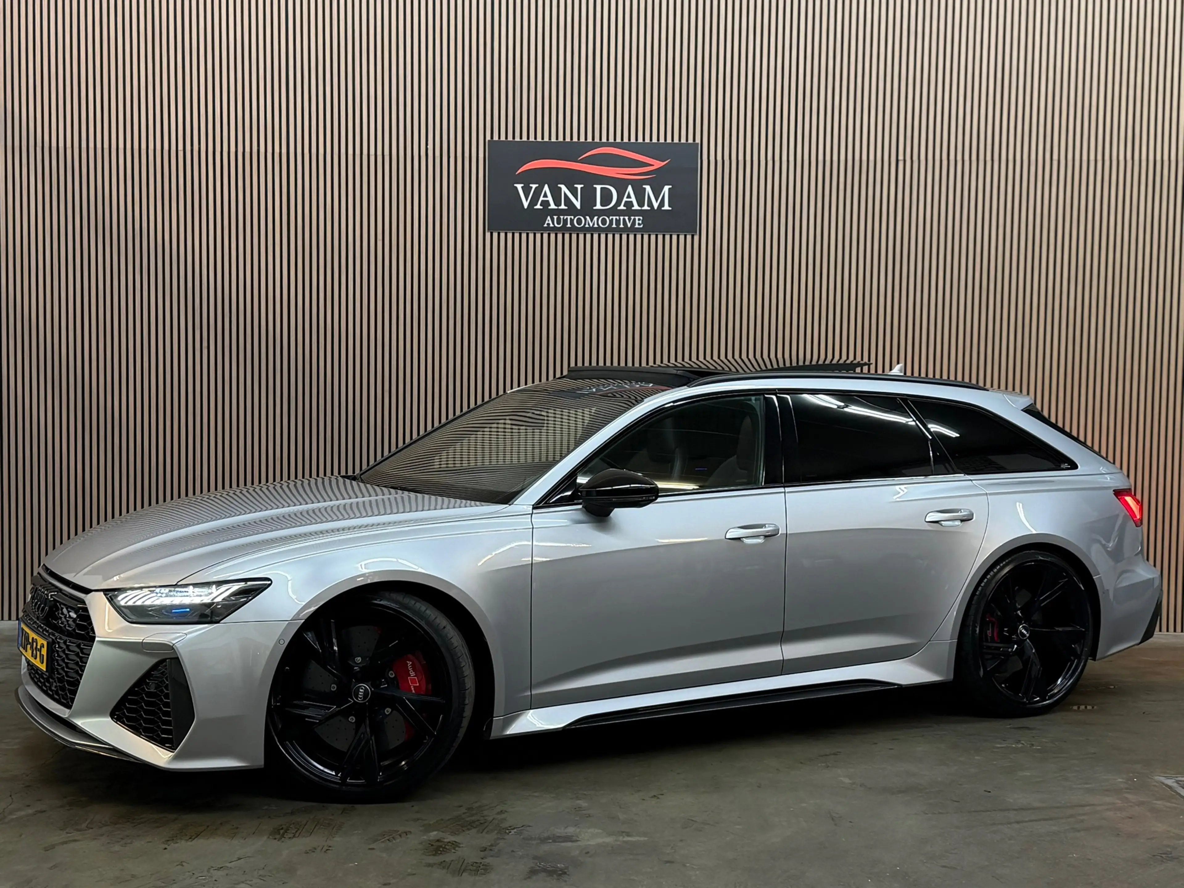 Audi RS6 A6 Avant TFSI quattro 2020 KERAMISCH PANO B&O CARB