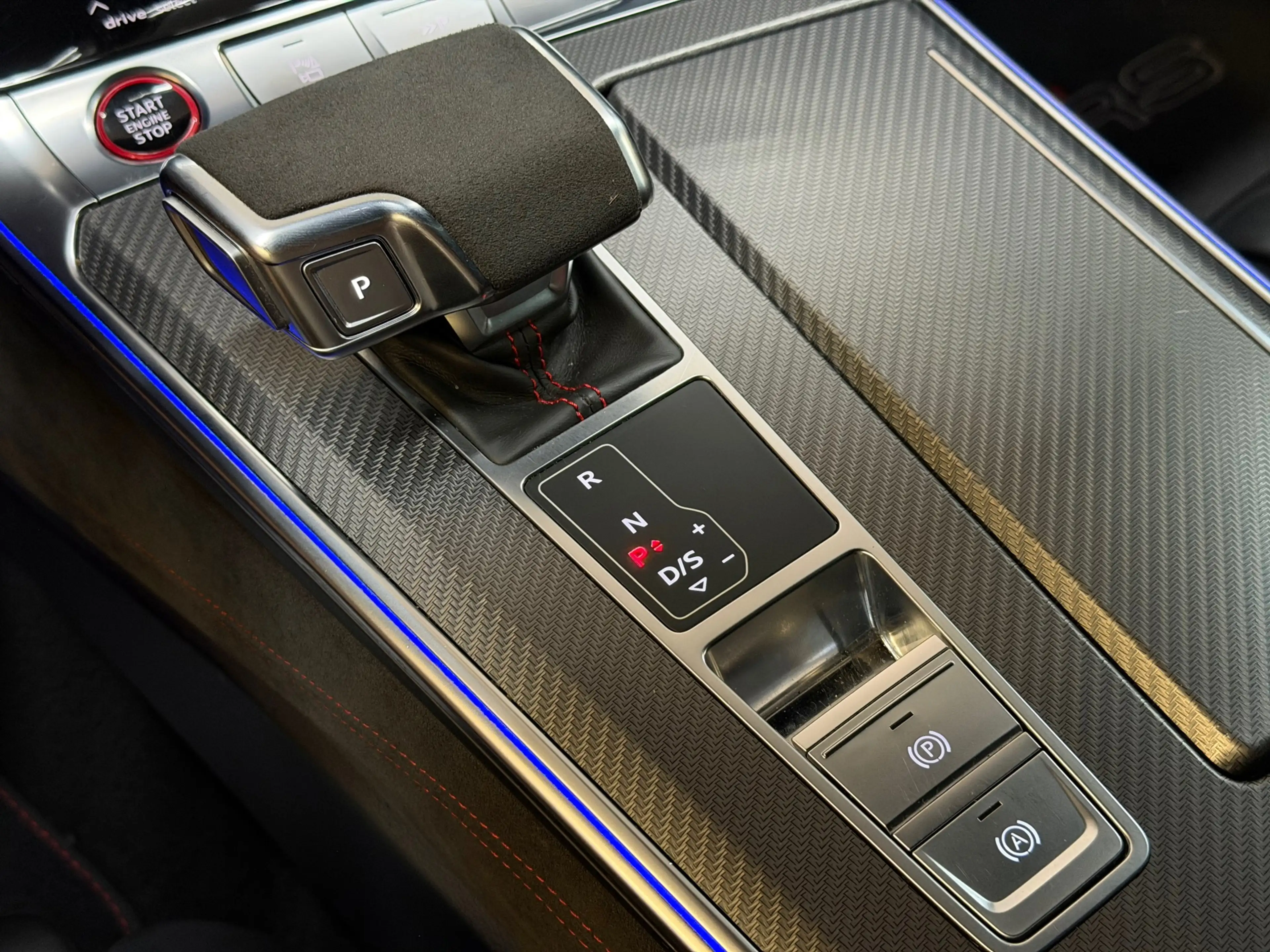 Audi RS6 A6 Avant TFSI quattro 2020 KERAMISCH PANO B&O CARB — photo 42