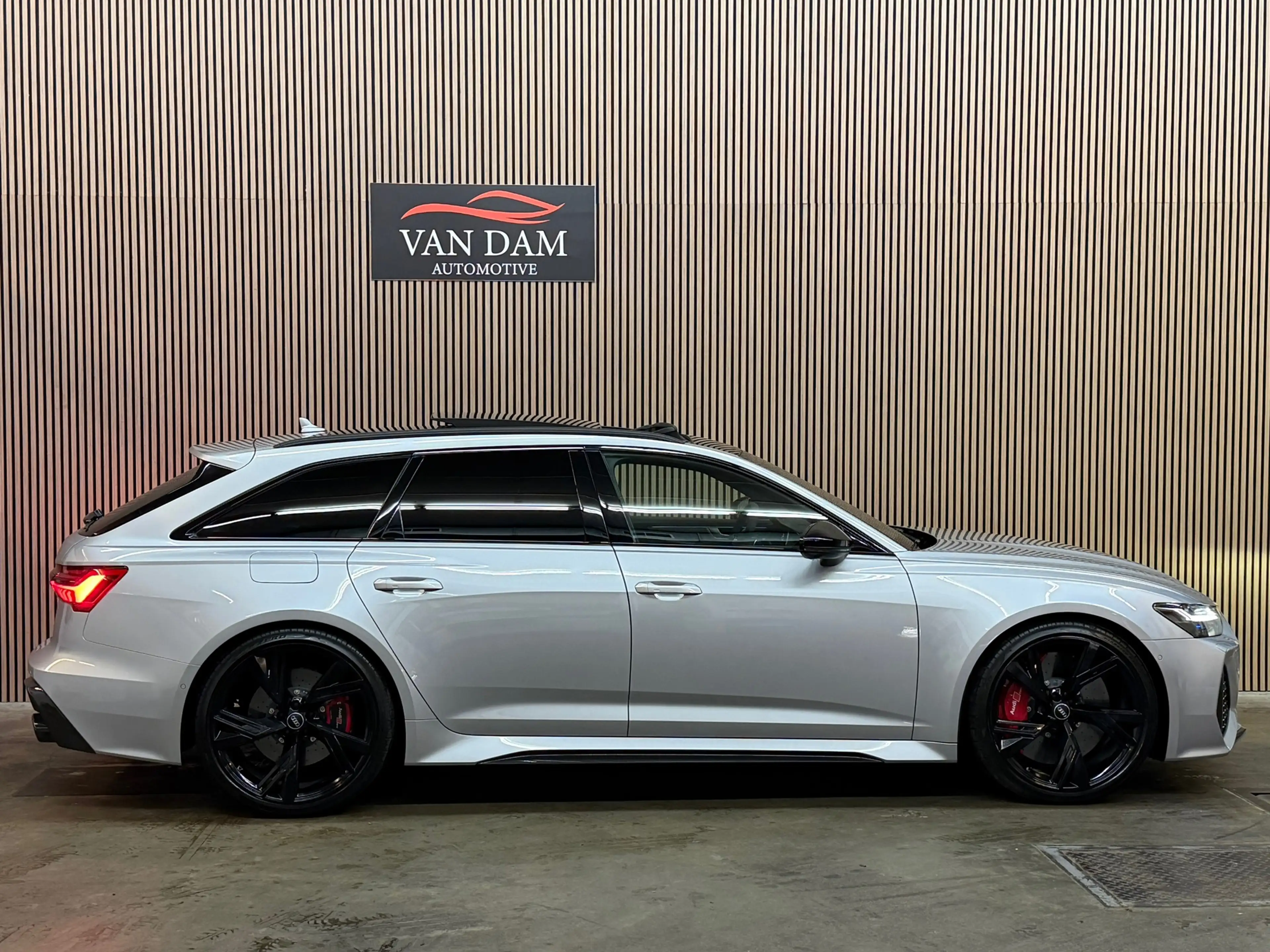 Audi RS6 A6 Avant TFSI quattro 2020 KERAMISCH PANO B&O CARB — photo 10