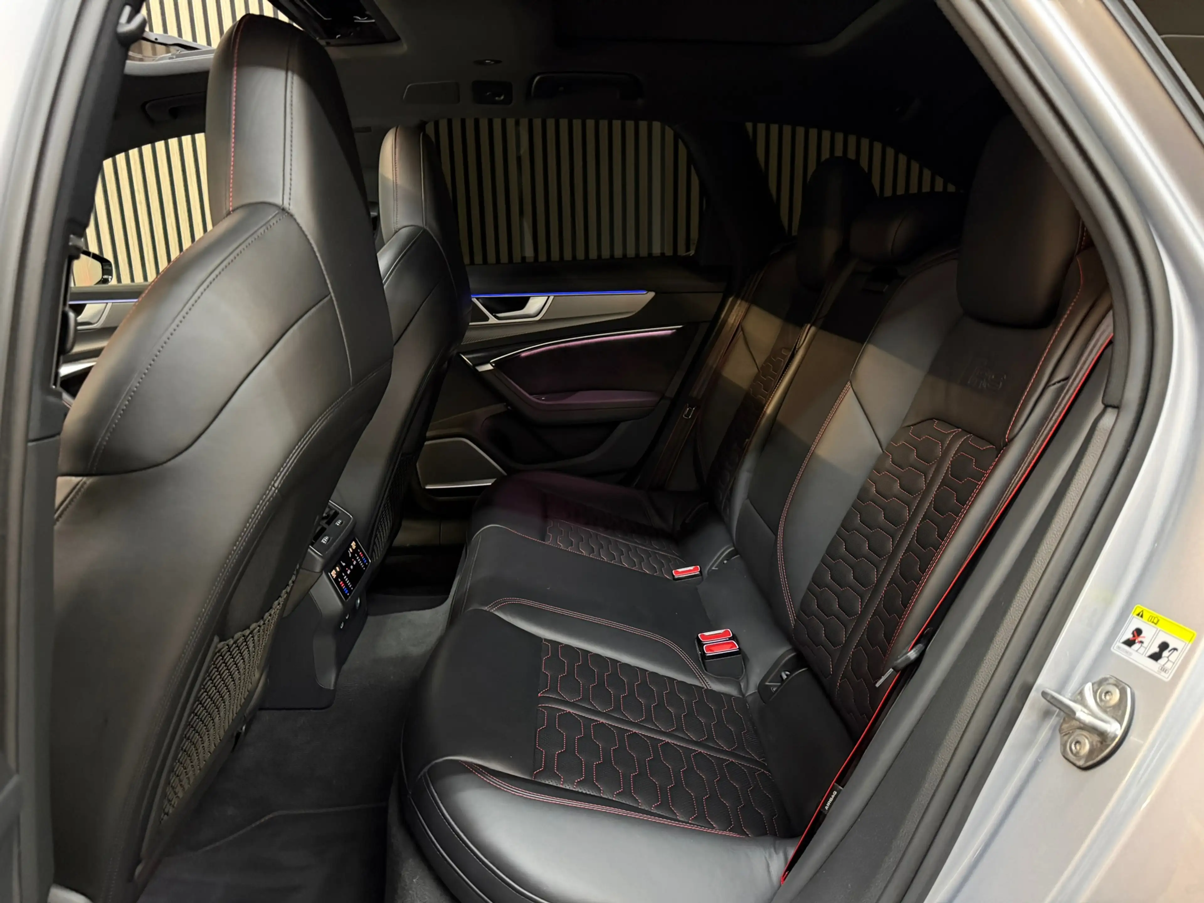 Audi RS6 A6 Avant TFSI quattro 2020 KERAMISCH PANO B&O CARB — photo 13