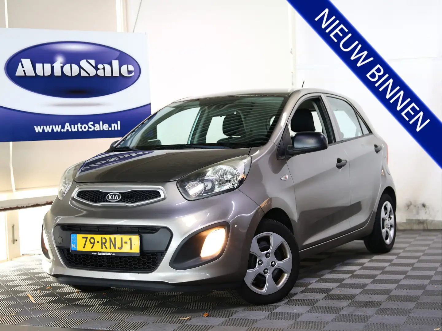 Kia Picanto 1.0 CVVT NAP 3eEIGNR! Lage KM Stand '11 Grijs - 1