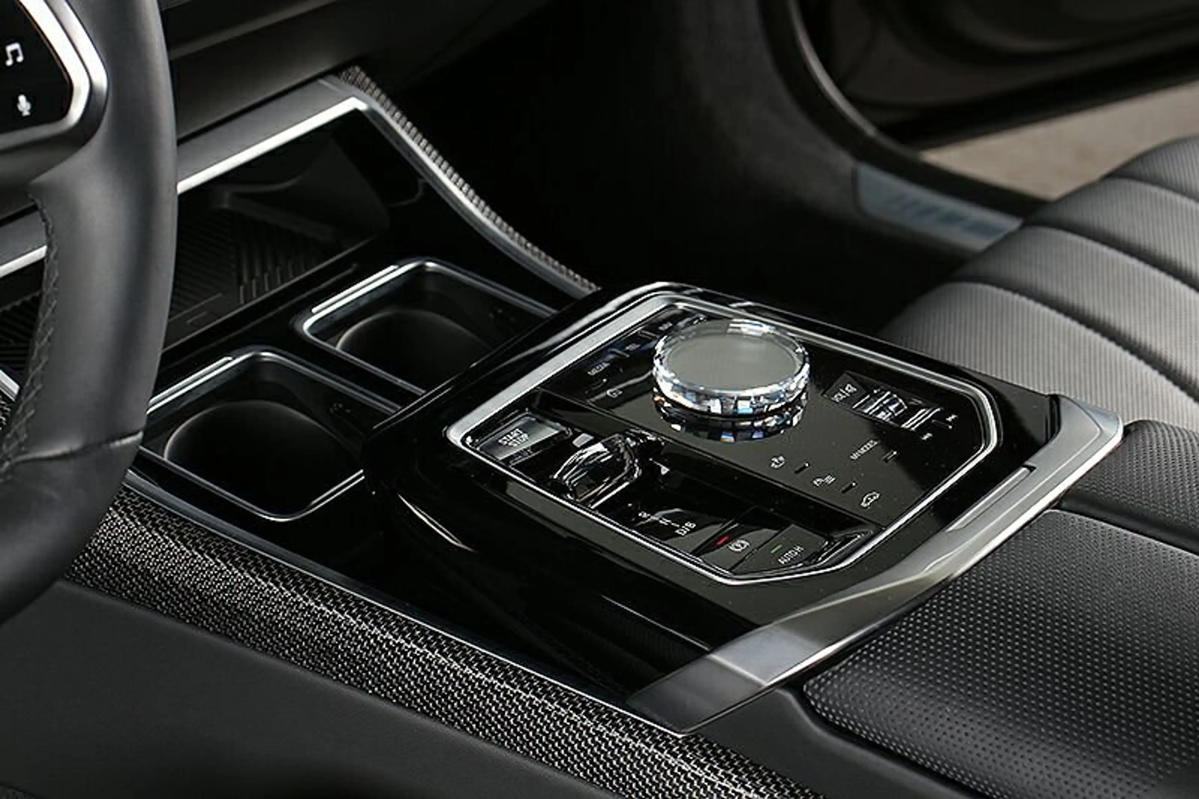 BMW i7 xDrive60 M Sport Pro NP197200 Exec.LoungePak — photo 8