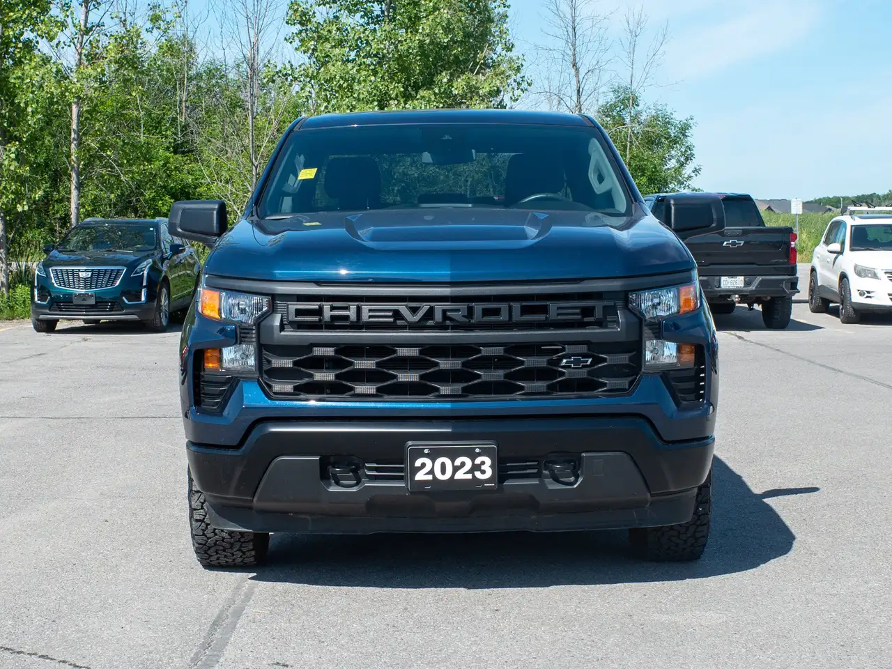 Chevrolet Silverado 1500 снимка Chevrolet Silverado 1500