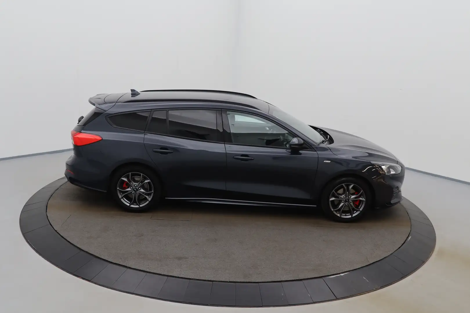 Ford Focus Clipper 1.0i EcoBoost MHEV ST-Line X LED GPS PDC C Bleu - 2