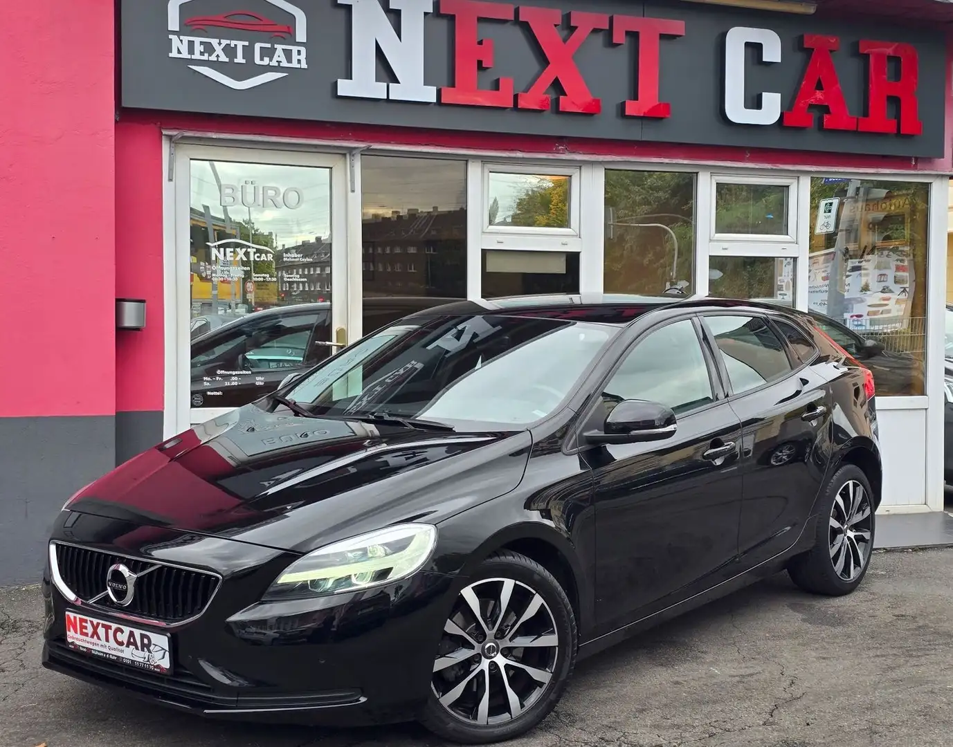 Volvo V40 V 40 T2 2.0|Navi|1Hand|PDC|AHK Schwarz - 1