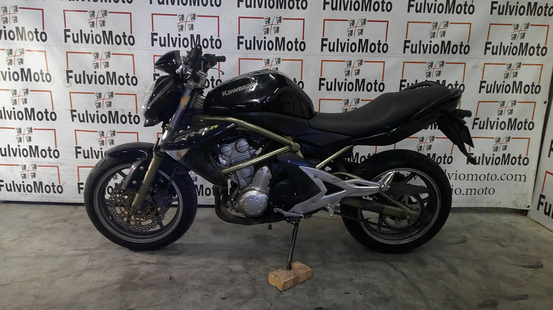 Kawasaki - 2